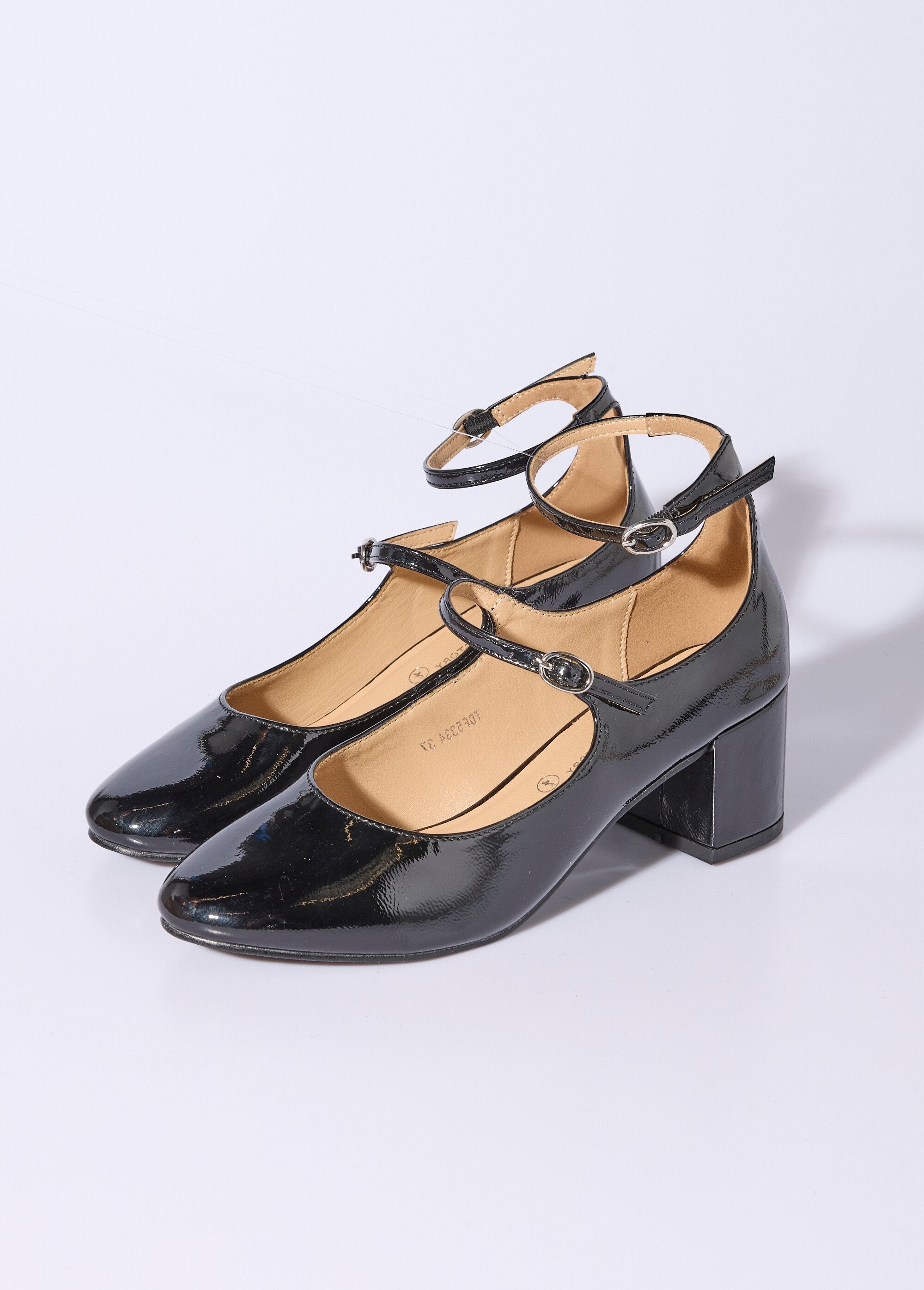 Bebés_con_tacones_de_punta_redonda_y_tiras_finas_Negro_DE1_slim