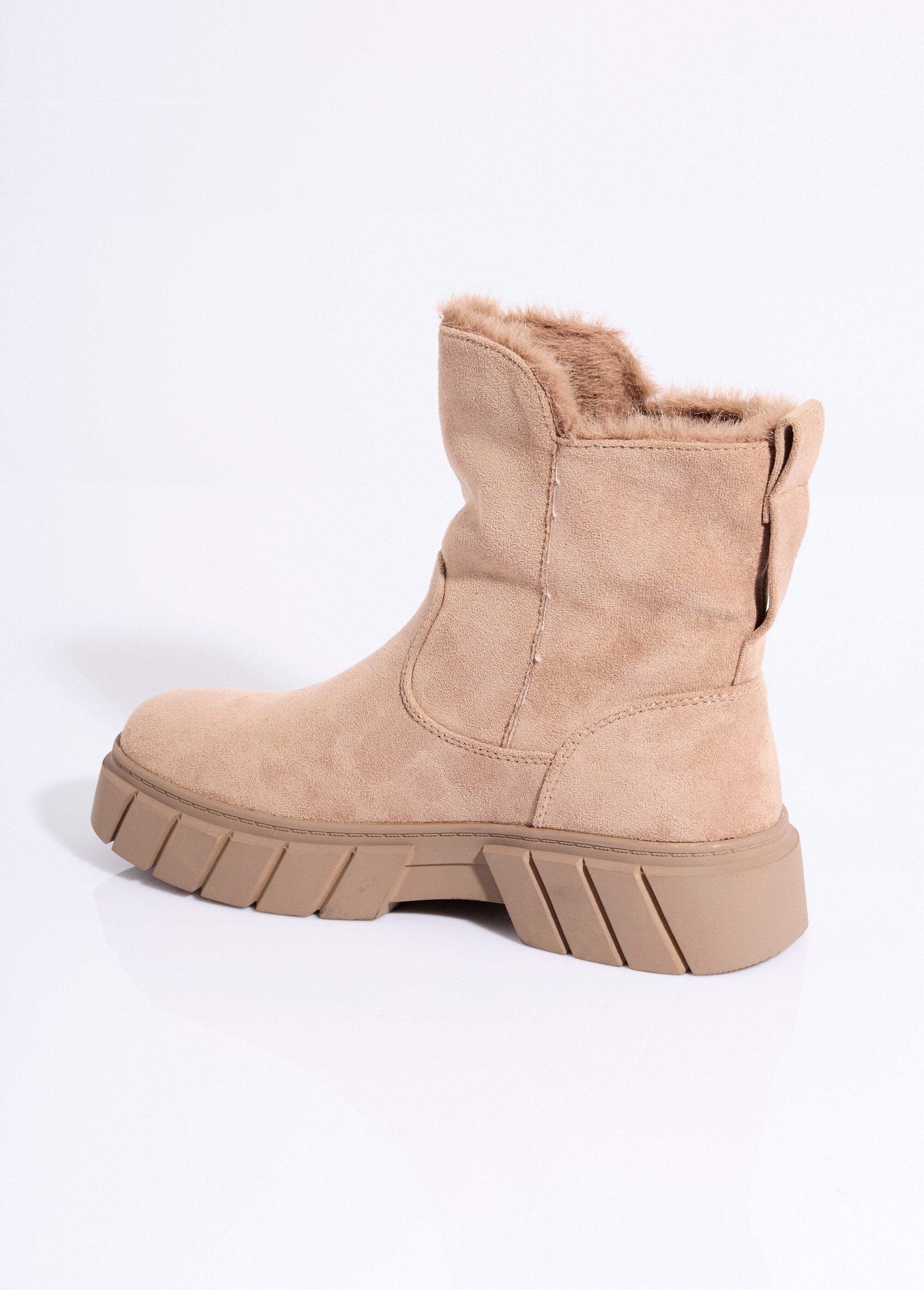 Botines_cálidos_de_ante_con_cuña_Beige_DO1_slim
