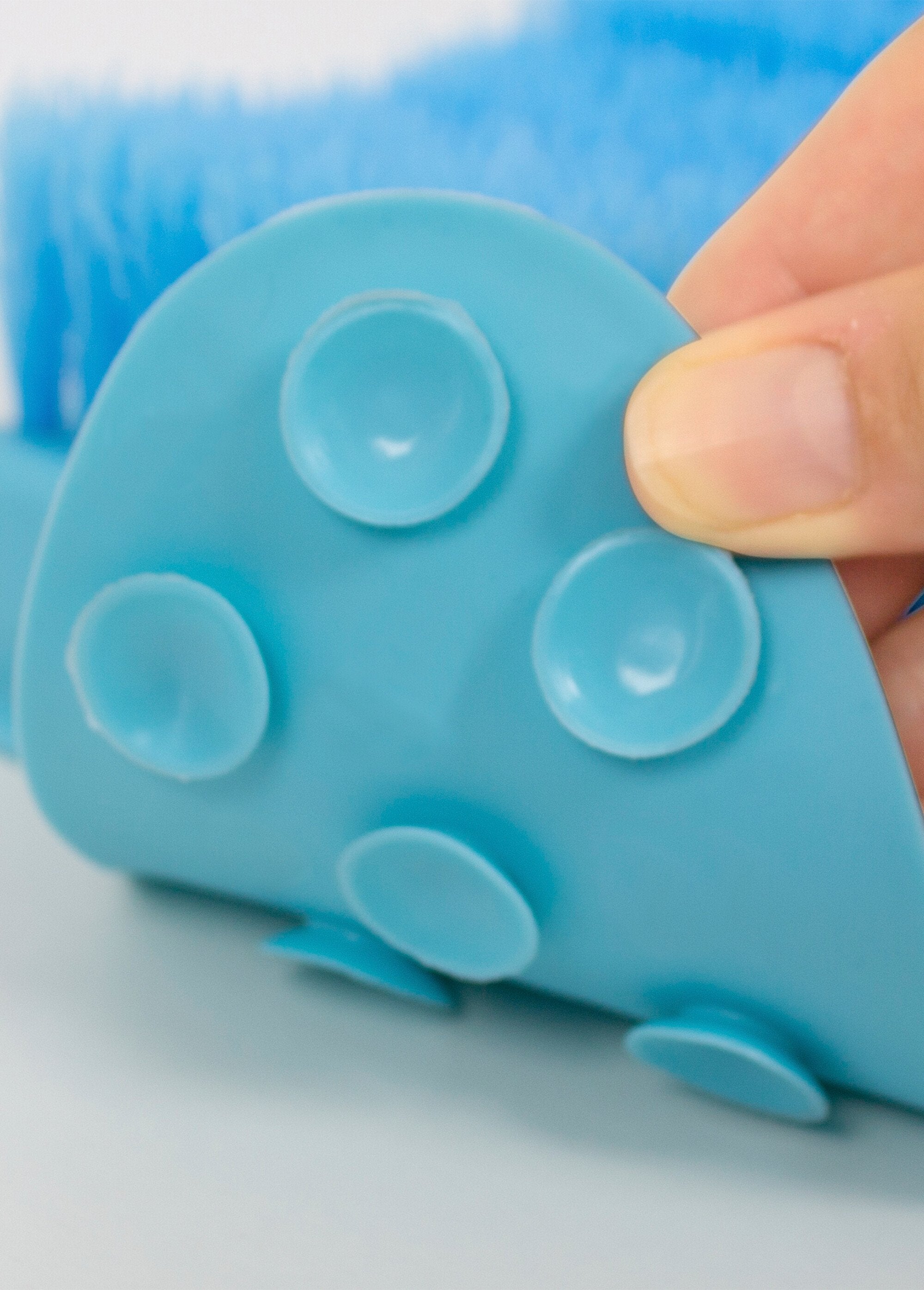 Cepillo_de_ducha_con_ventosas_para_pies_y_espalda_Azul_DE1_slim
