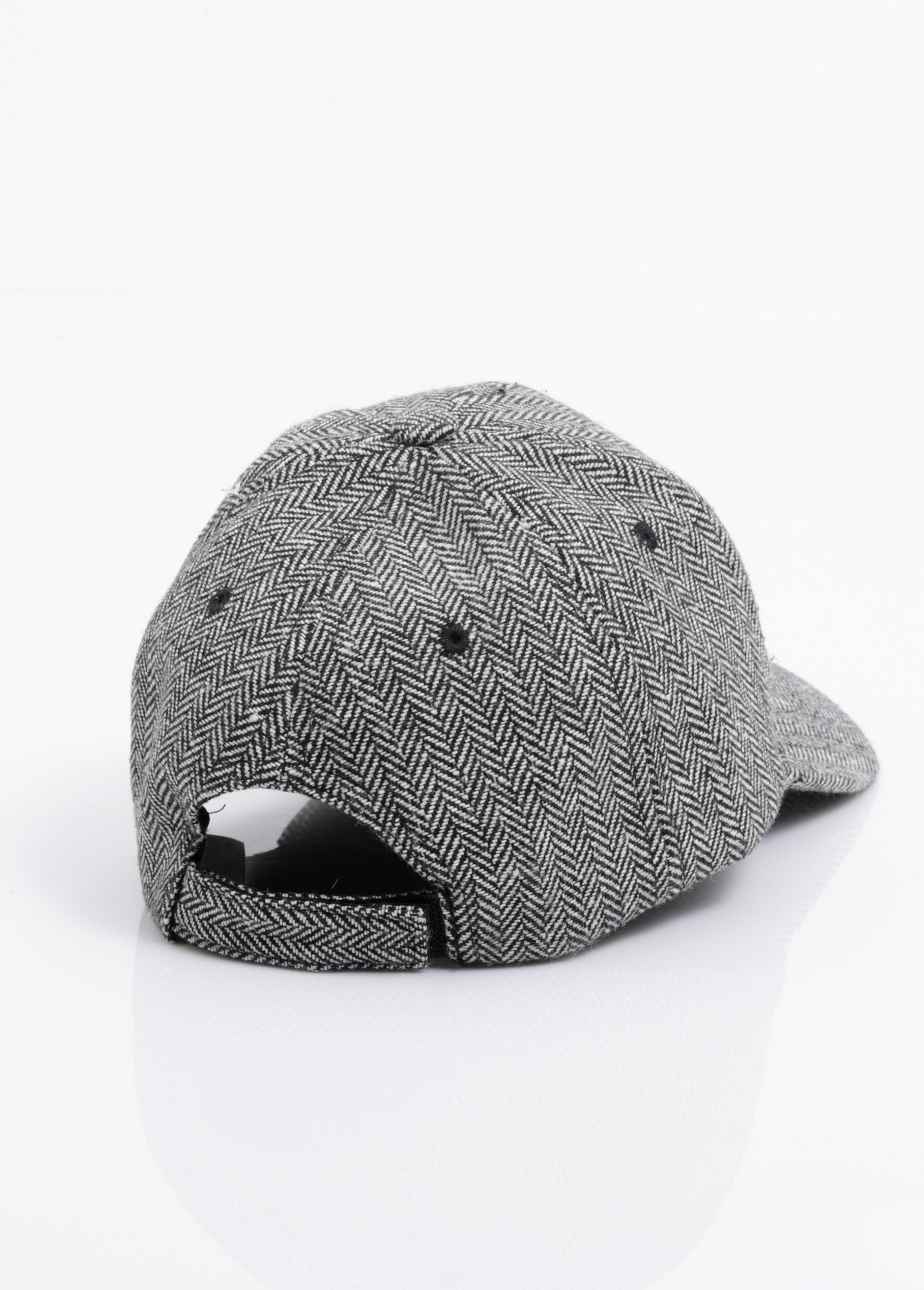 Gorra_de_tela_con_patrón_de_chevrón_Gris_DE1_slim