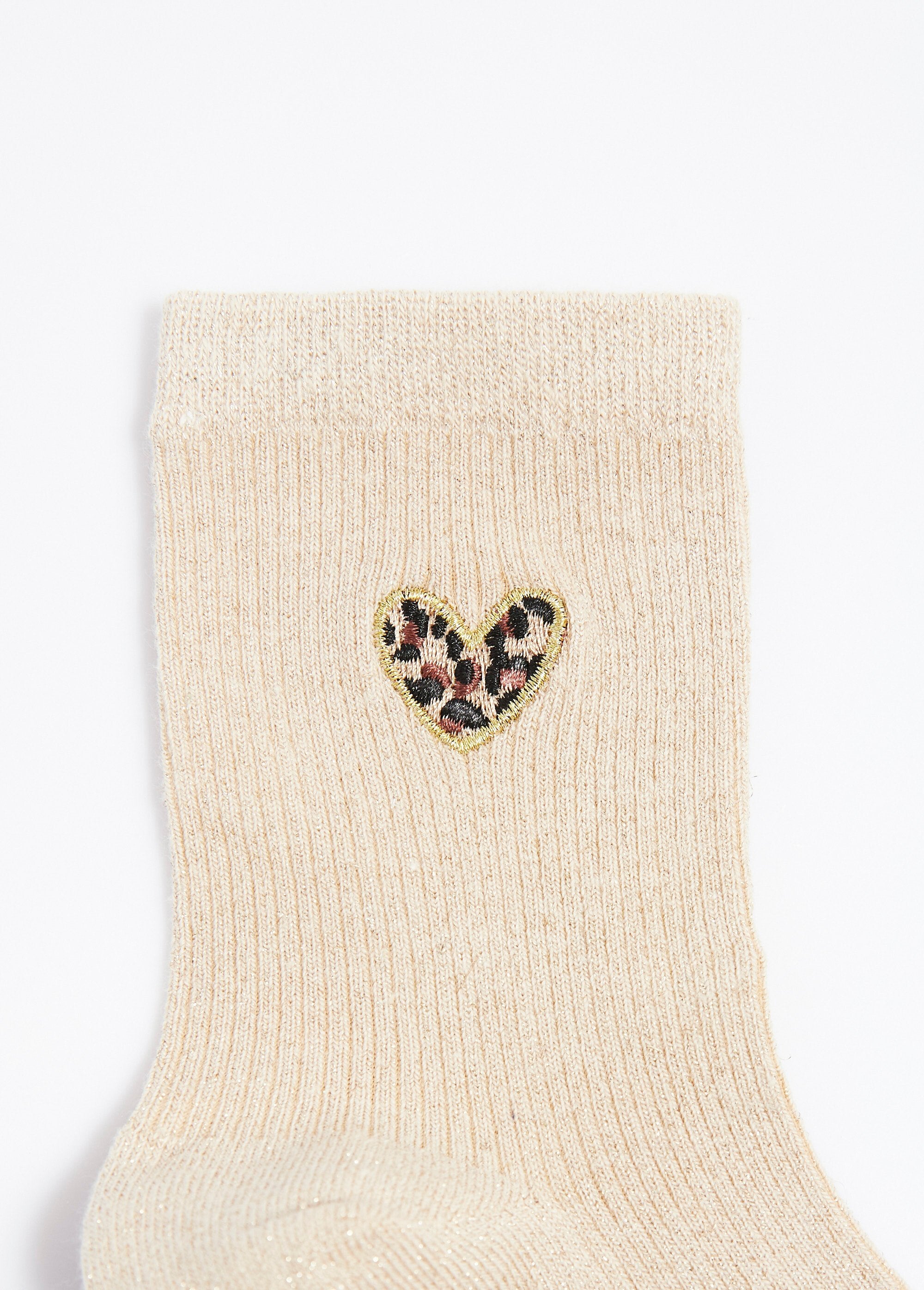 Calcetines_finos_de_canalé_con_estampado_de_corazón_de_leopardo_Beige_DE2_slim