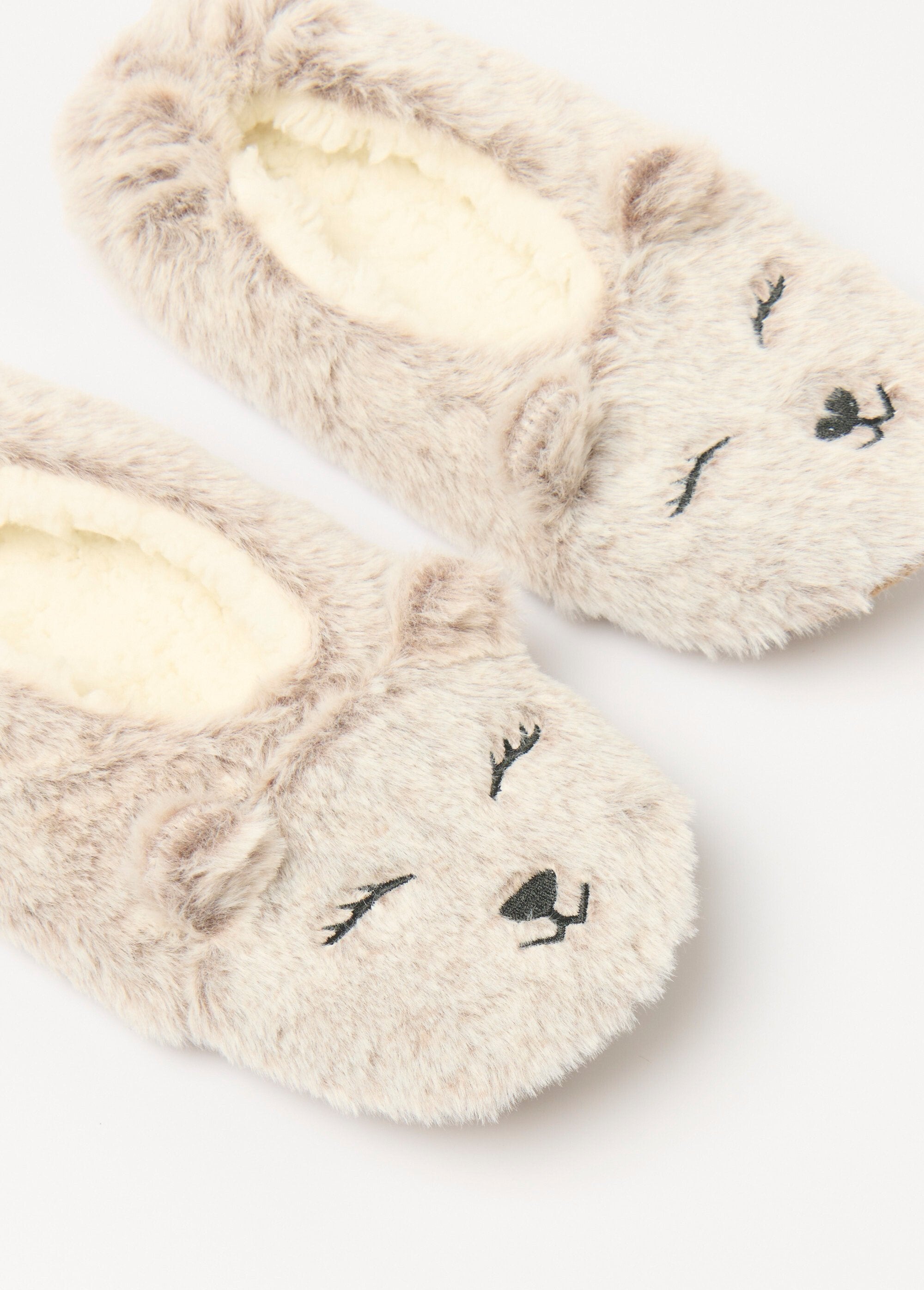Pantuflas_cálidas_de_piel_sintética_de_animal_Beige_DE1_slim