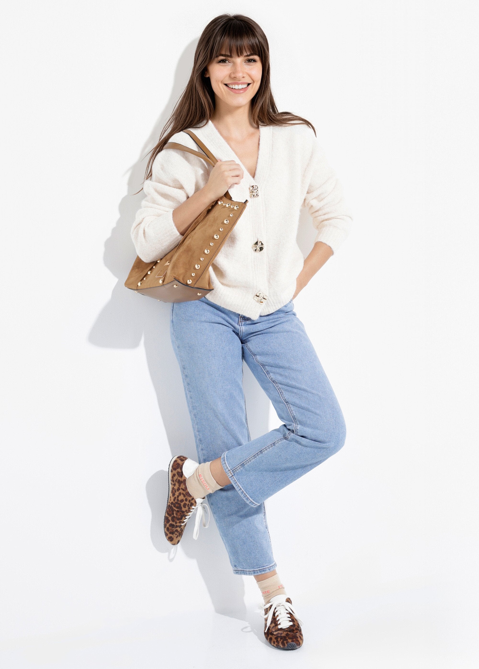 Chaleco_de_lana_cálido,_botones_de_joya_de_metal._Crudo_SF1_slim