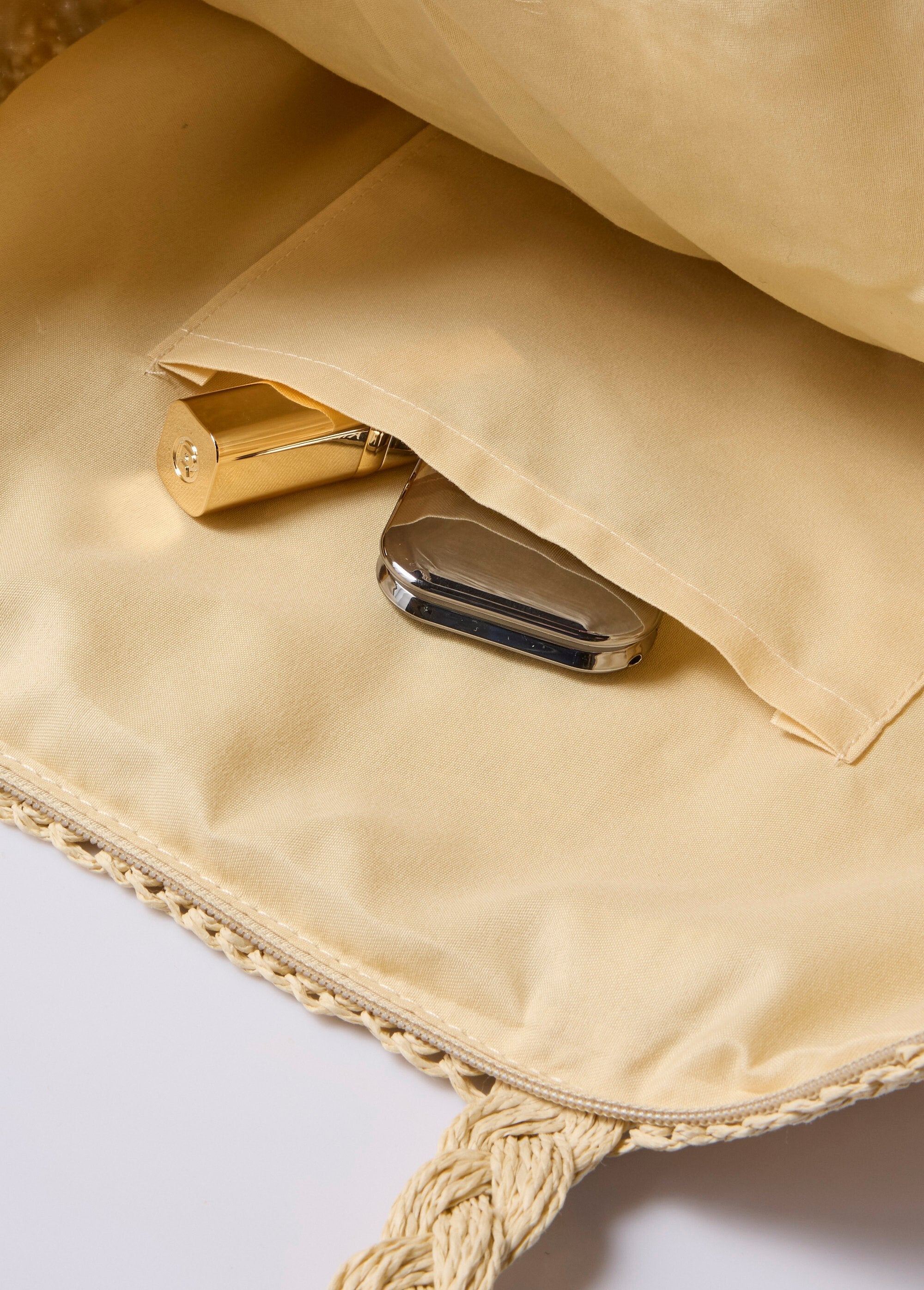 Bolso_grande_de_paja,_rayas_y_asas_largas._Natural_y_plata_DE2_slim