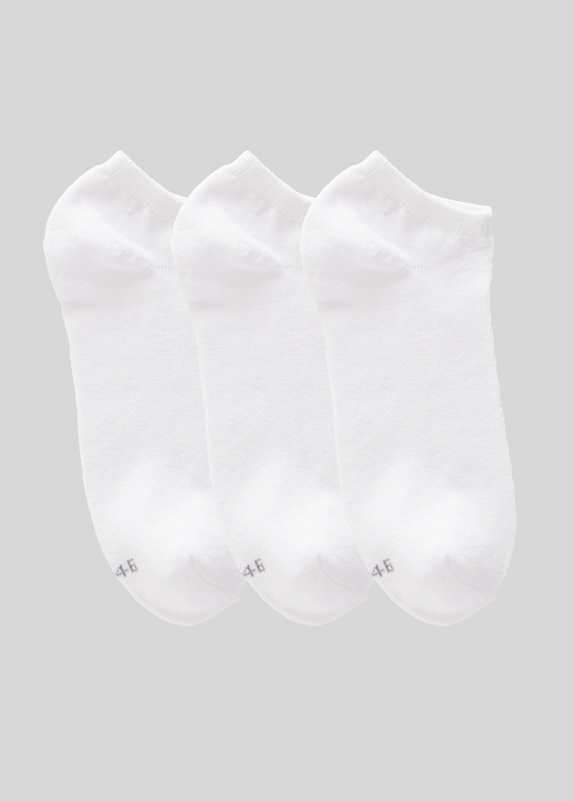 Calcetines_discretos_para_hombre_Lote_blanco3_LO1_slim