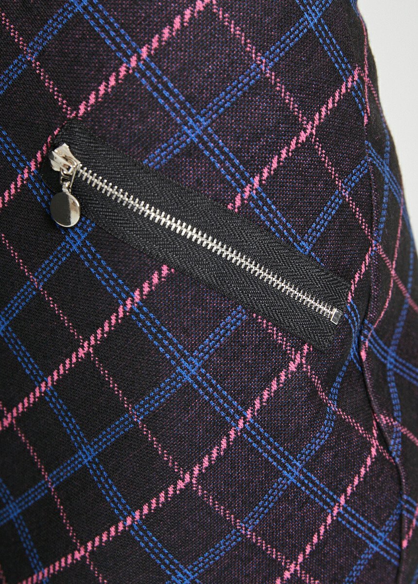 Falda_recta_de_punto_liso_o_jacquard_Losas_DE2_slim