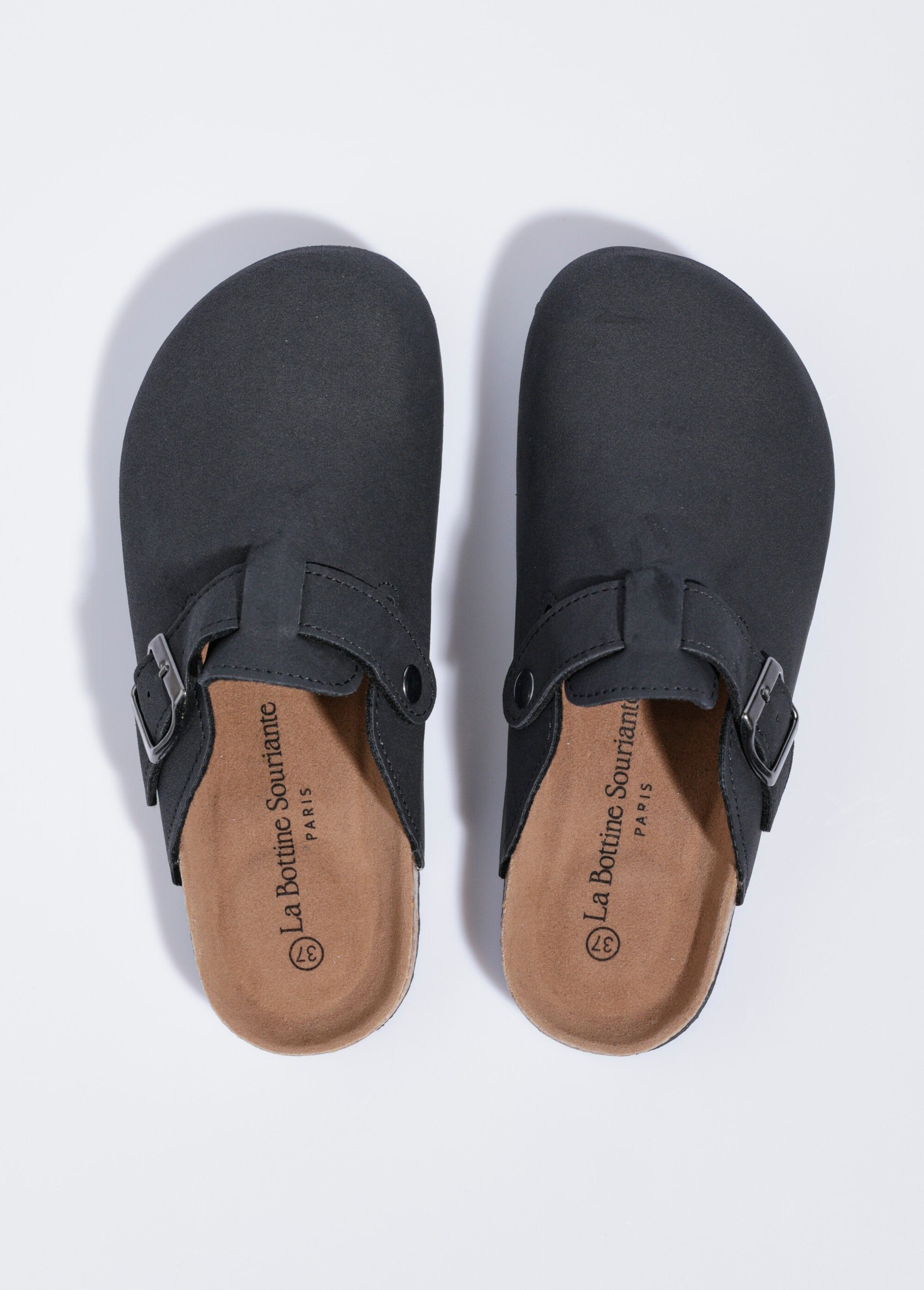 Mules_con_hebilla_y_suela_anatómica_Negro_OV1_slim