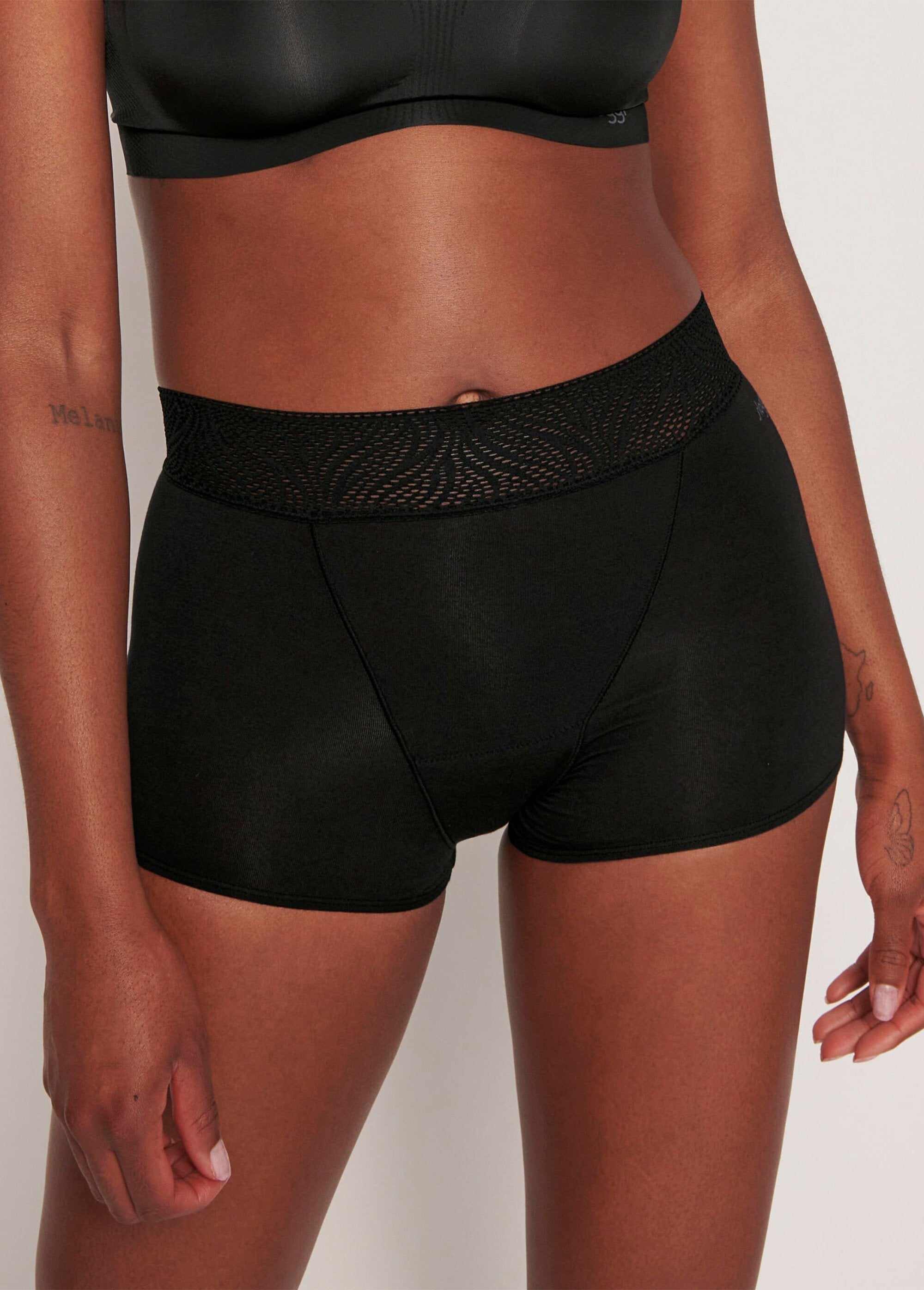 Pantalones_cortos_menstruales_antifugas_Negro_FA1_slim