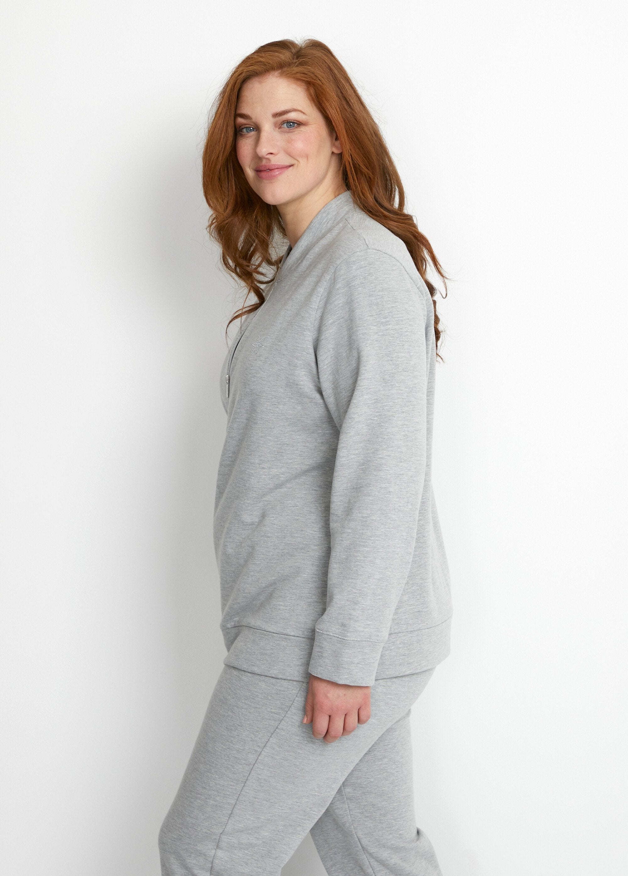 Sudadera_interior_de_manga_larga_con_cremallera_Gris_jaspeado_DR1_curvy