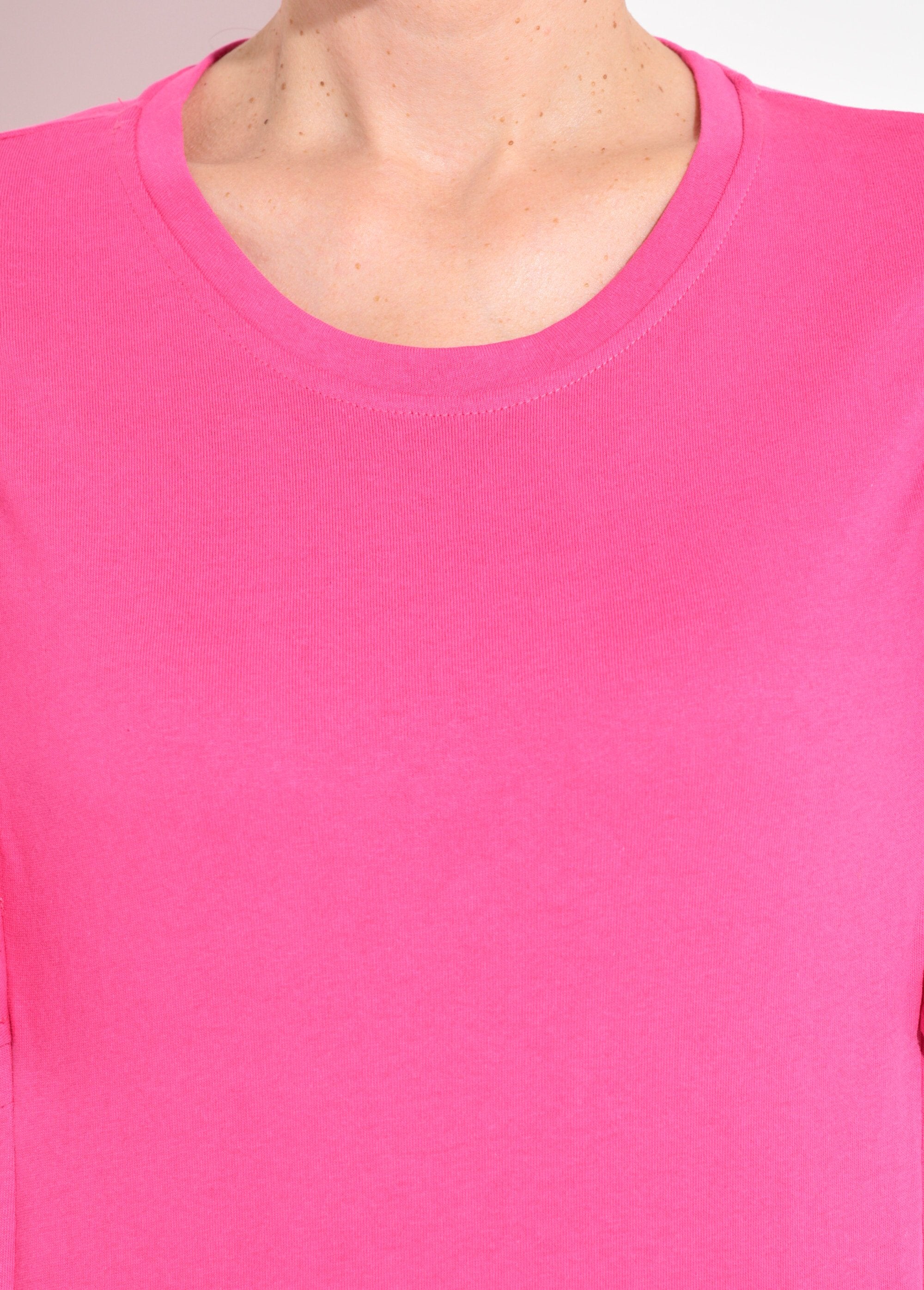 Camiseta_de_manga_corta_con_volantes_calados_Fucsia_DE2_slim
