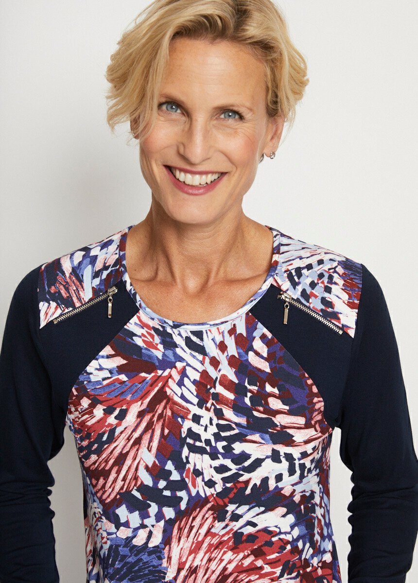 Camiseta_lisa_estampada_manga_larga_Azul_y_rojo_DE1_slim