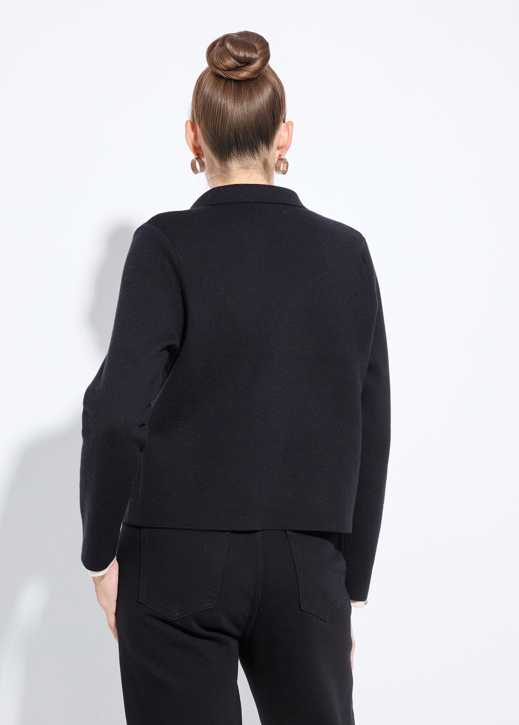 Chaqueta_corta_de_jacquard_lisa_con_cuello_sastre_Negro_DO1_slim