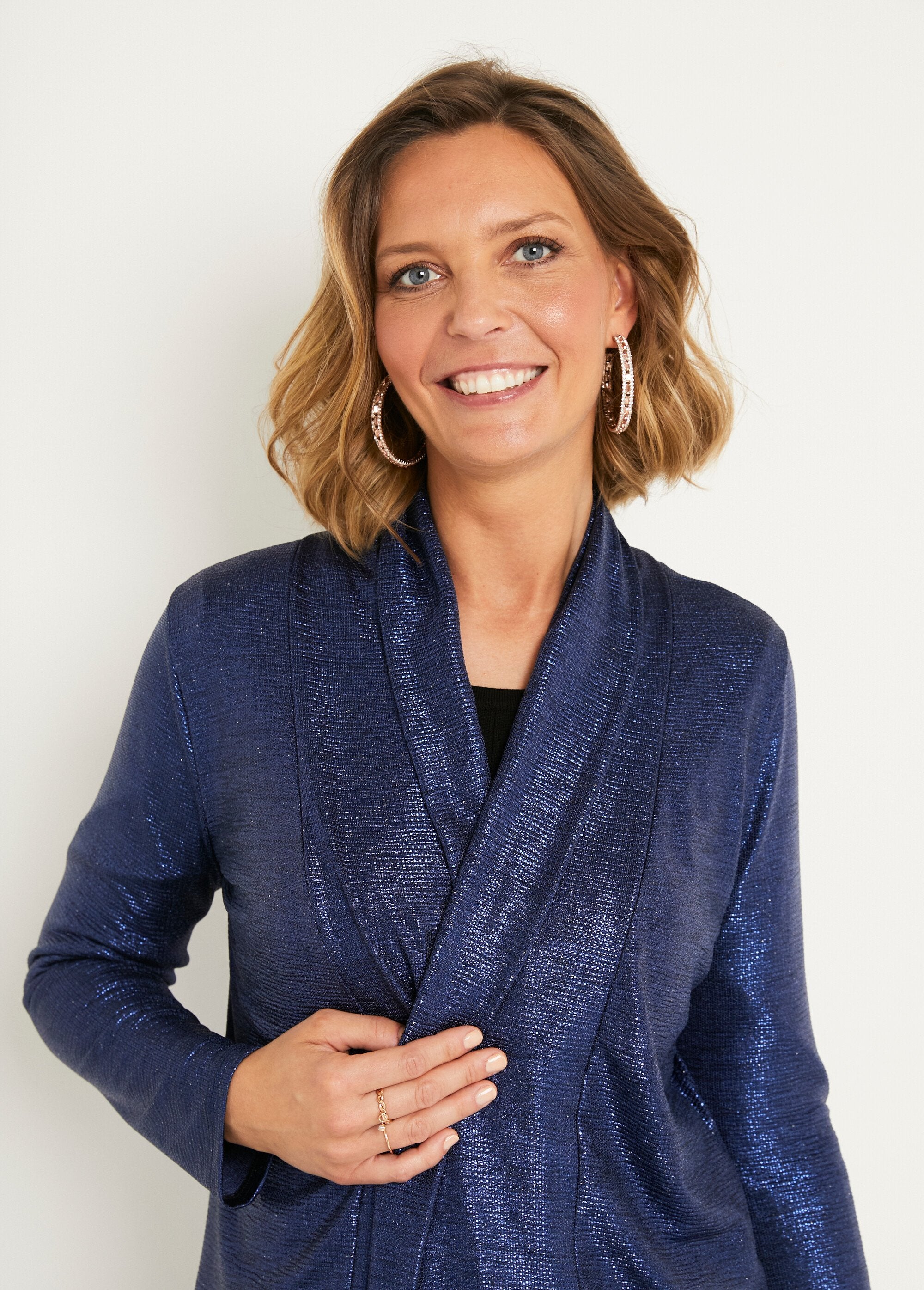 Chaqueta_larga_formal_de_punto_brillante_azul_medianoche_DE1_slim