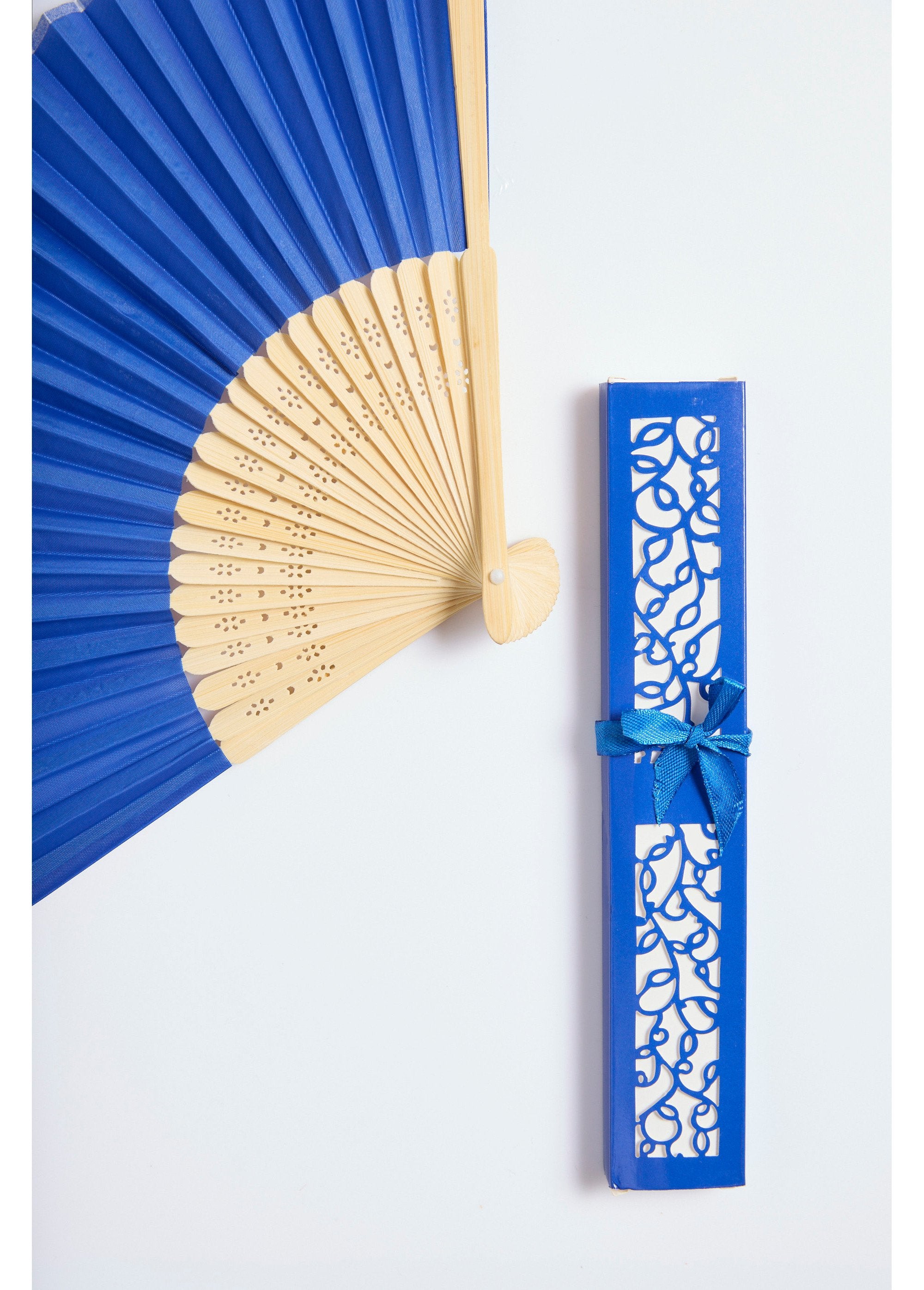 Abanico_de_bambú_y_estuche_de_regalo_Marina_DE2_slim