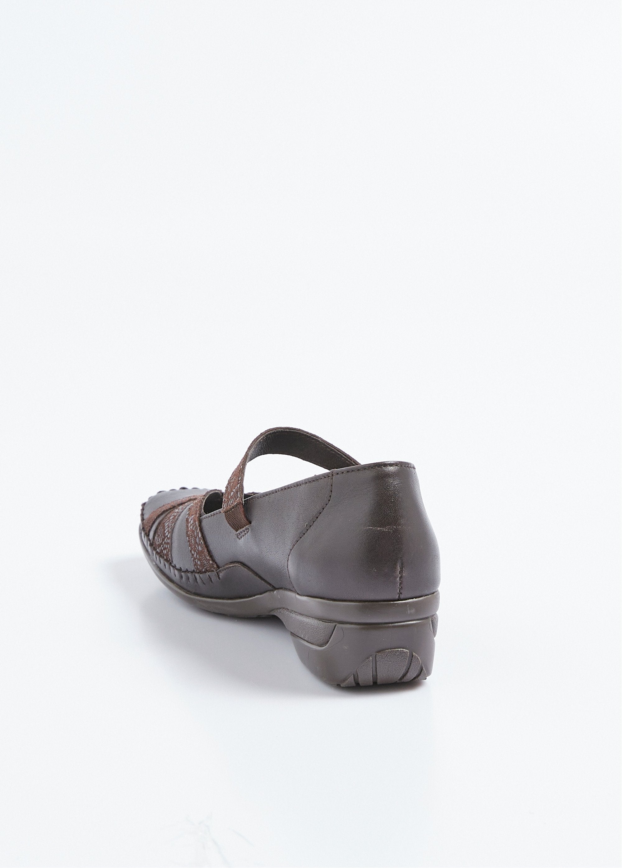 Bailarinas_confort_anchas_de_piel_con_tiras_de_velcro_Castaño_DO1_slim
