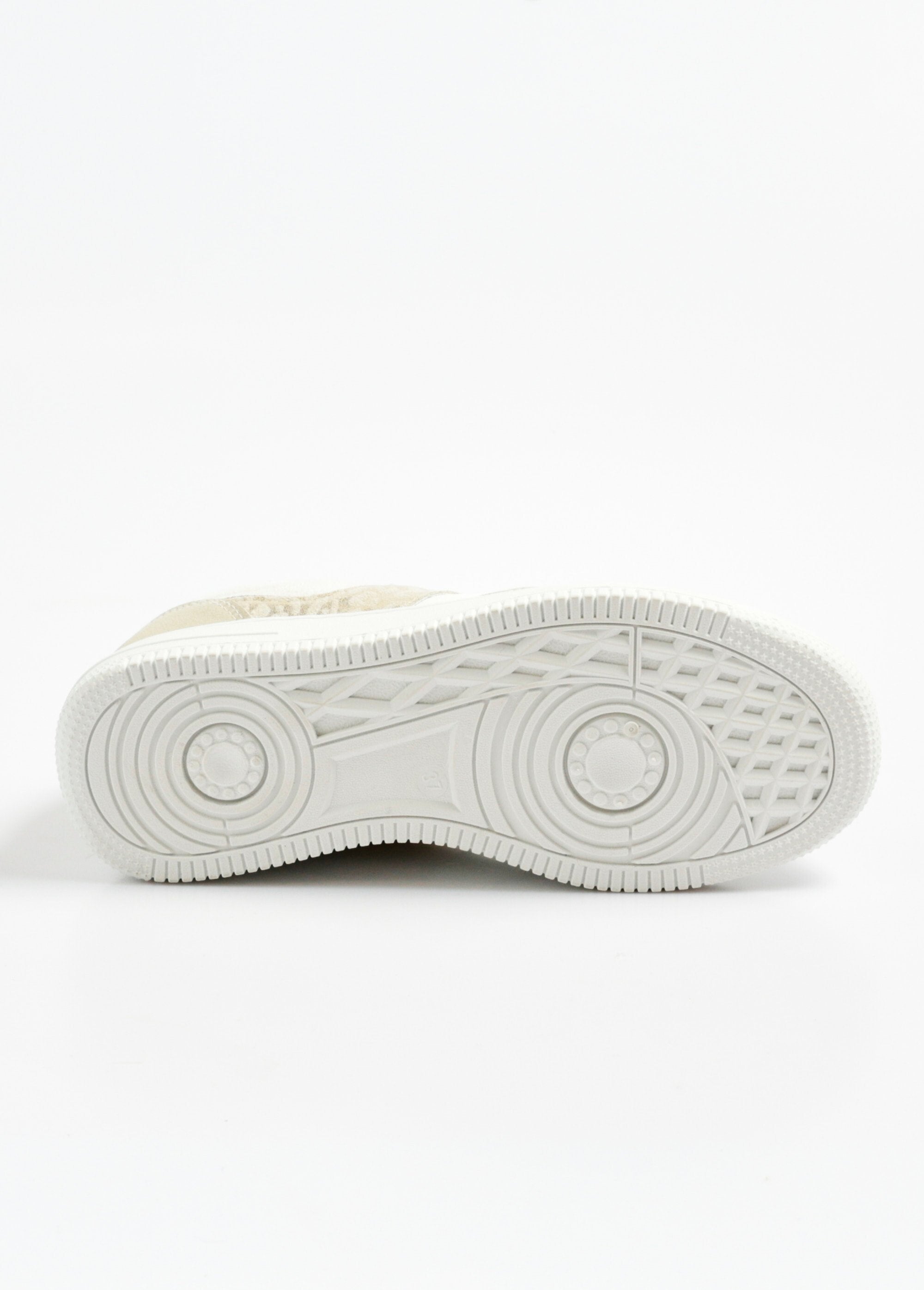 Zapatillas_bicolor_con_detalles_metalizados_Dorado_UN1_slim