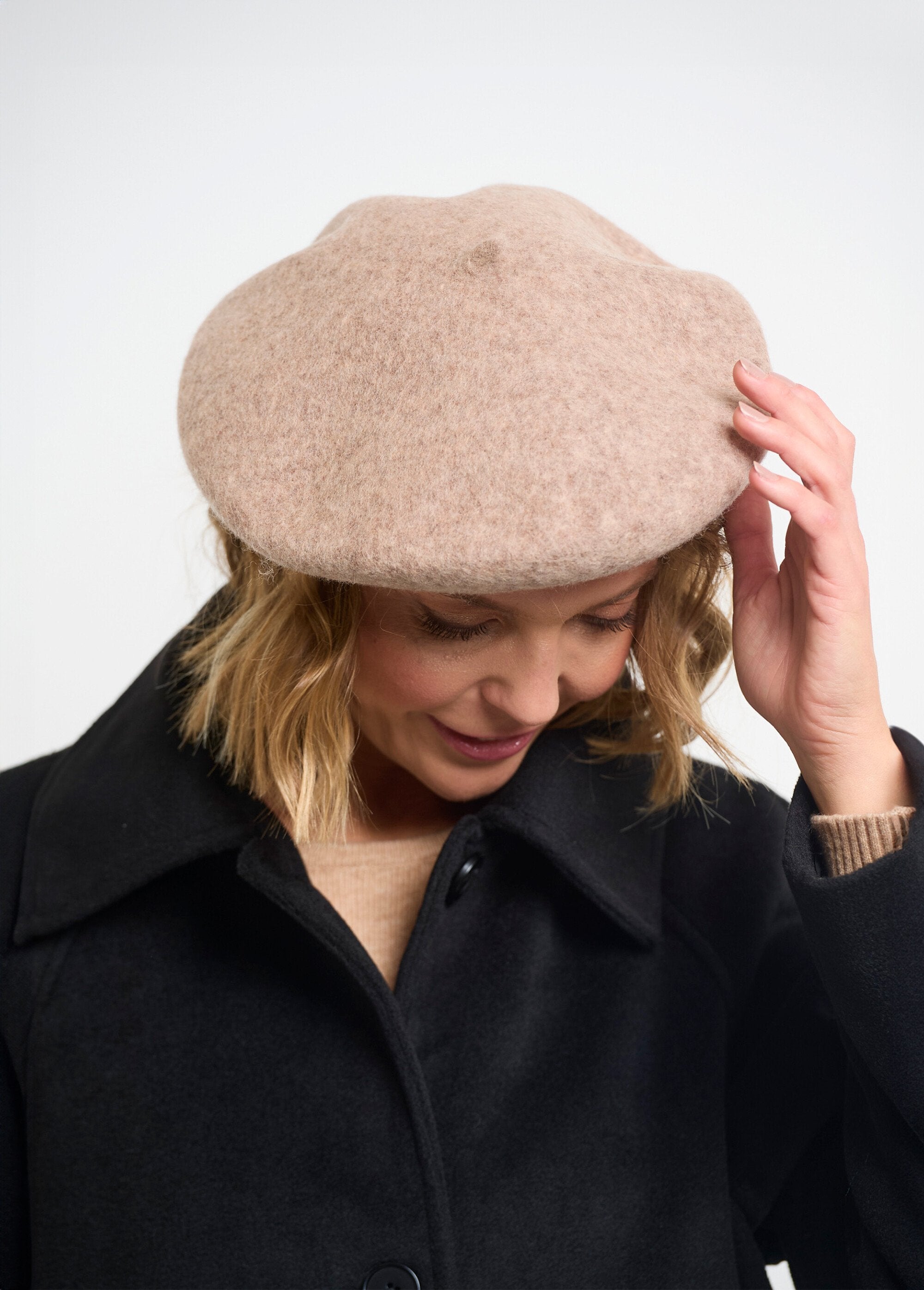 Béret_chaud_en_laine_bouillie_Taupe_DE1_slim