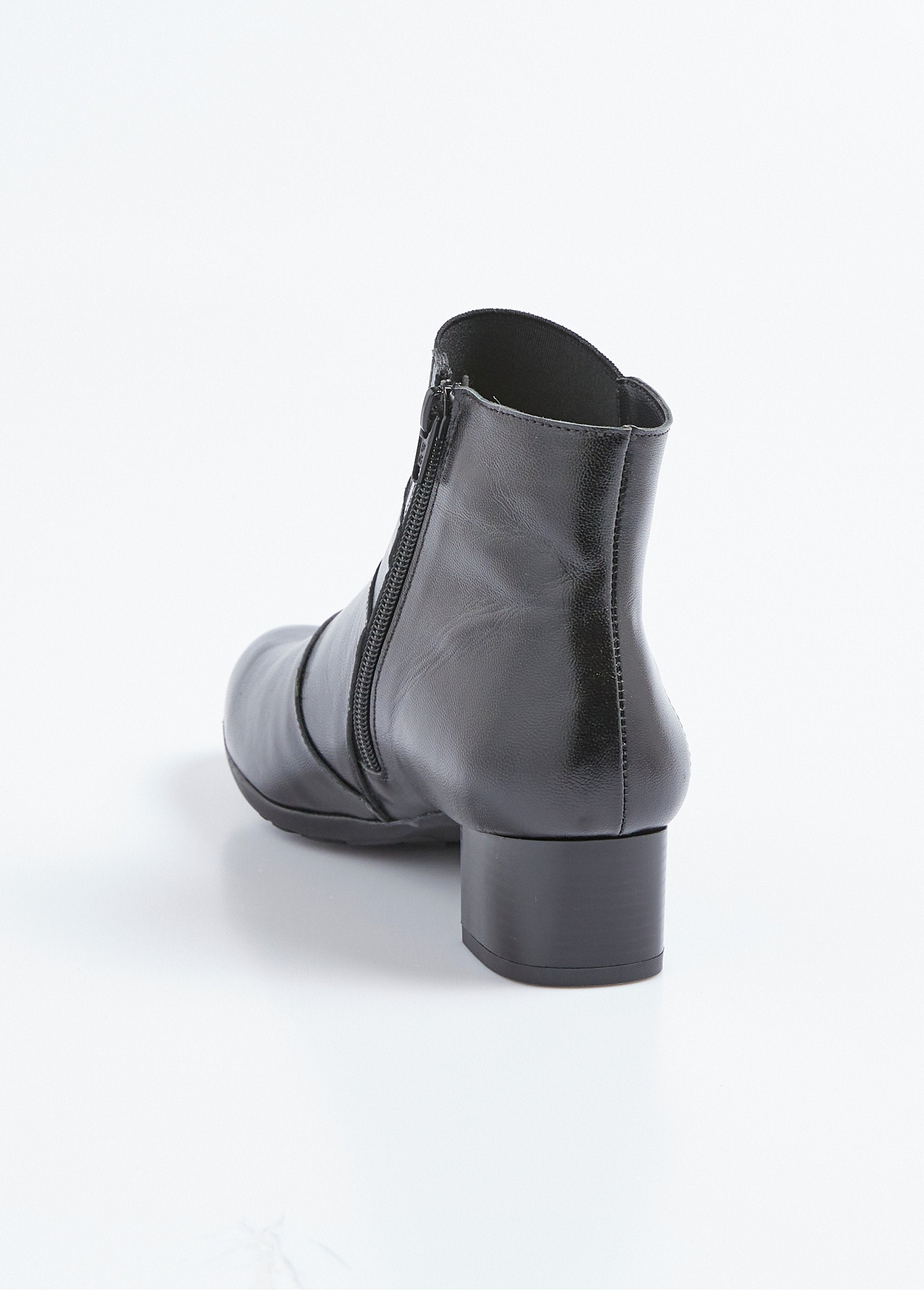Botas_con_cremallera_elástica_Negro_DO1_slim