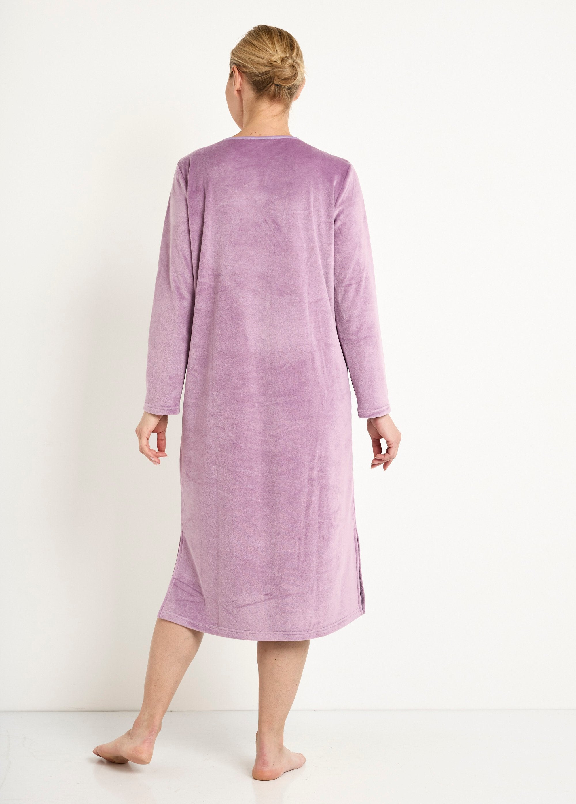 Camisón_de_polar_bordado_de_longitud_media_Violín_DO1_slim