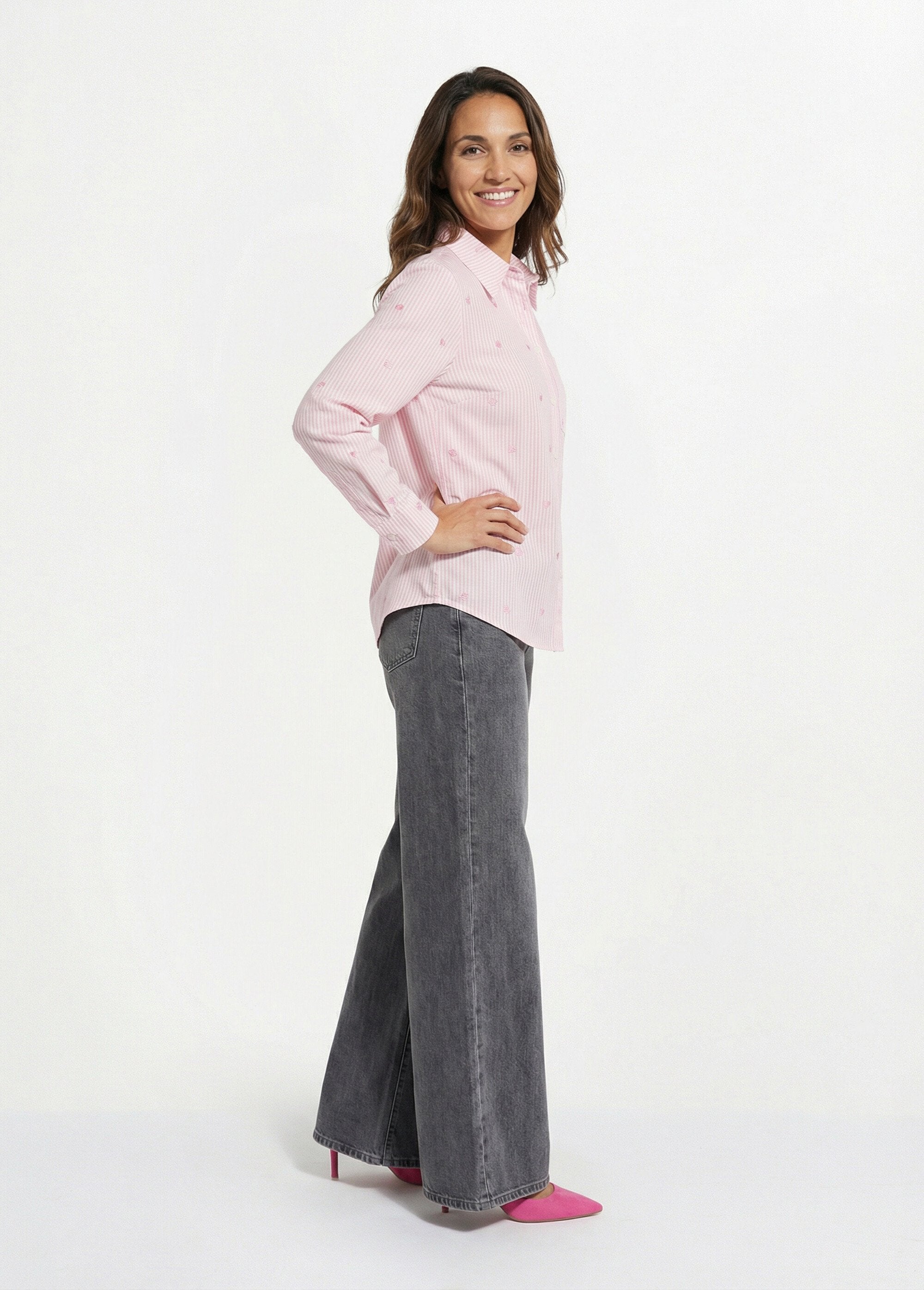 Blusa_de_rayas_con_bordado_de_corazón_Rosa_GA1_slim
