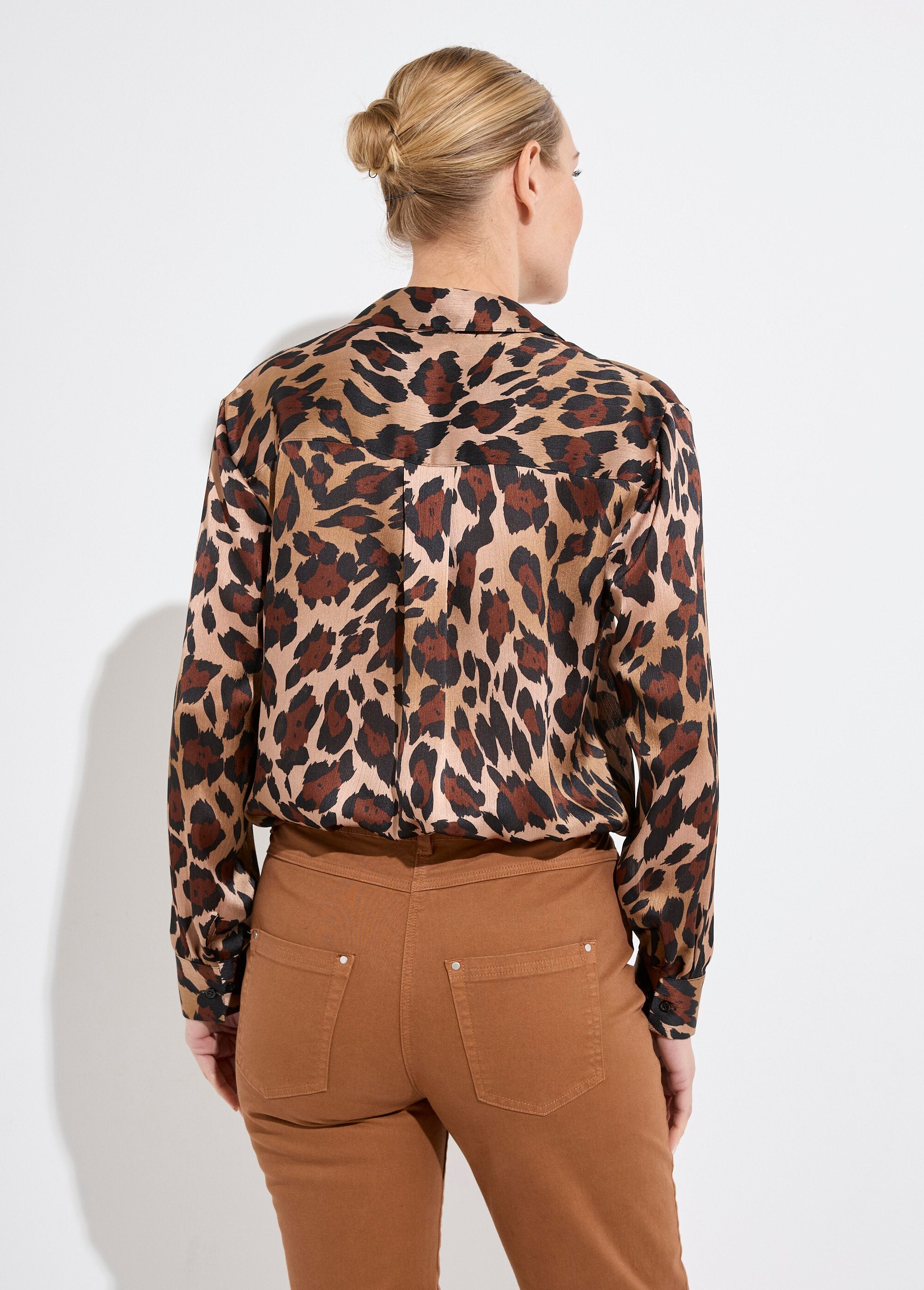 Chemisier_boutonné_satin_manches_longues_Imprime_marron_DO1_slim