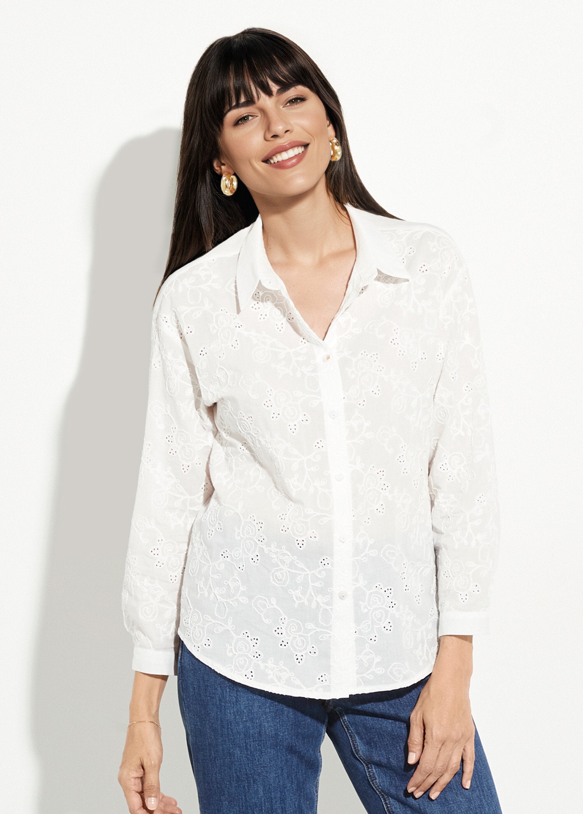 Blusa_de_algodón_bordada_con_estampado_floral_Blanco,_Blanca_FA1_slim