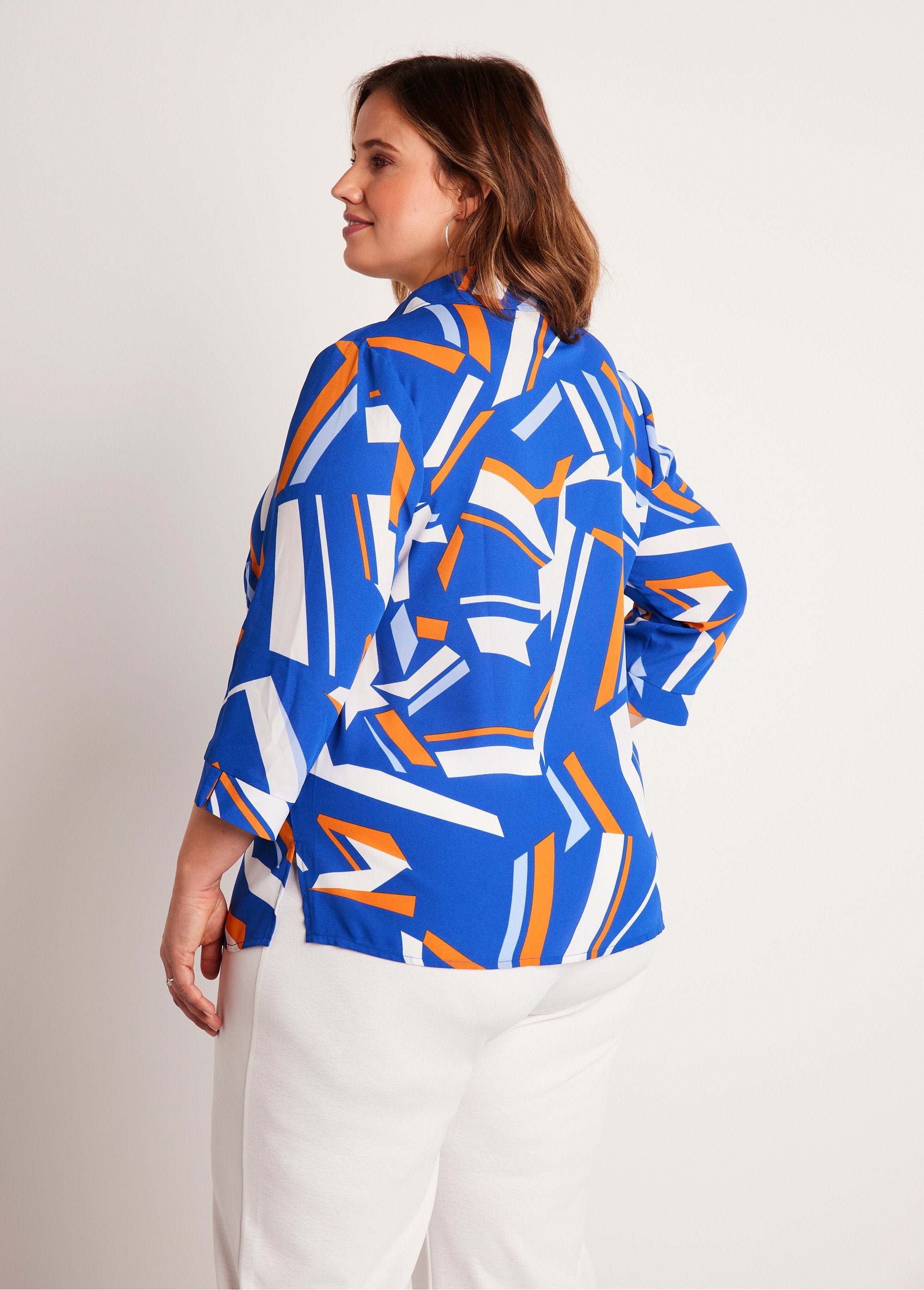 Blusa_recta_gráfica_con_mangas_3/4_diablillo_naranja_DO1_curvy