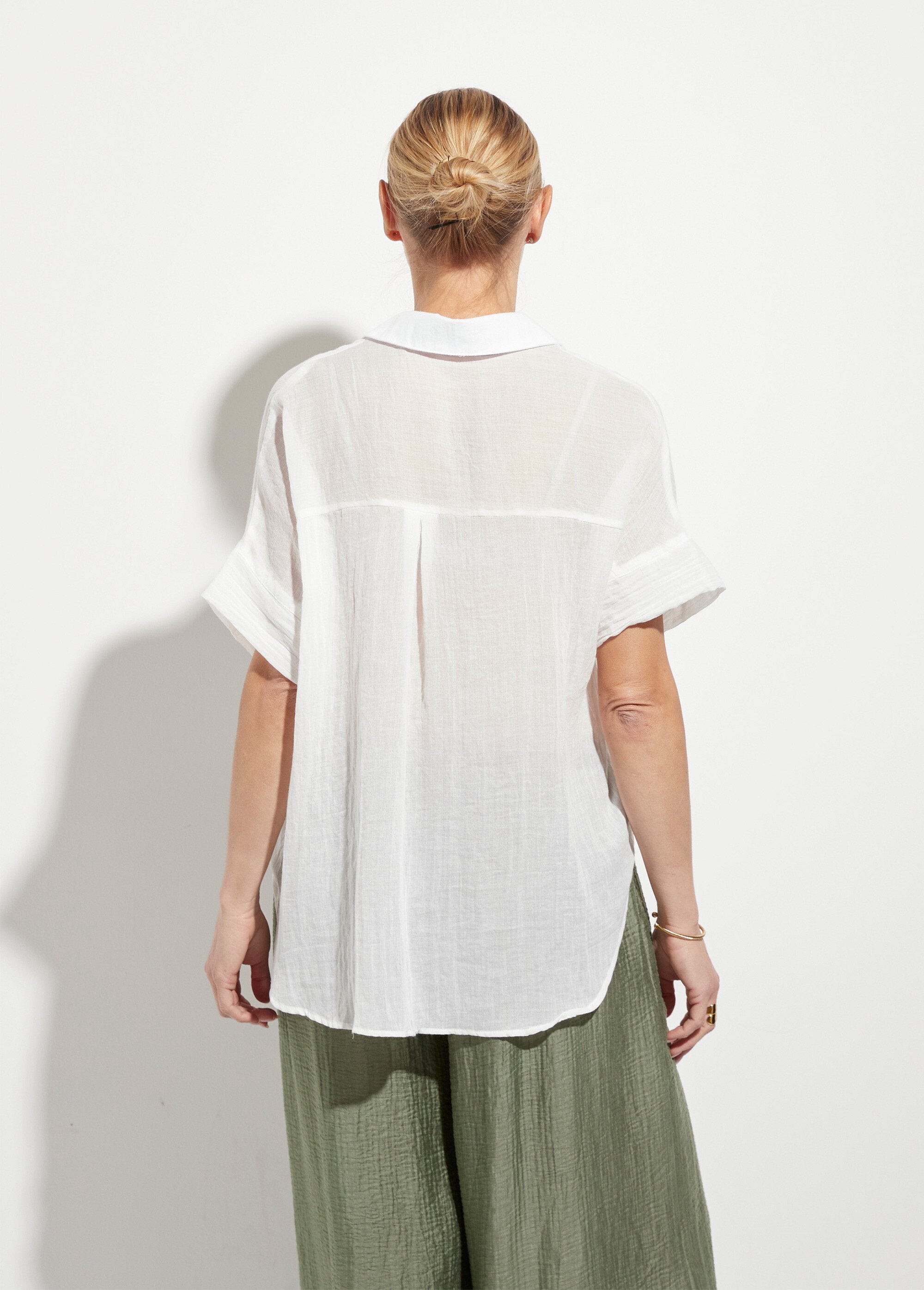 Blusa_de_voile_arrugada_de_manga_corta_Blanco,_Blanca_DO1_slim