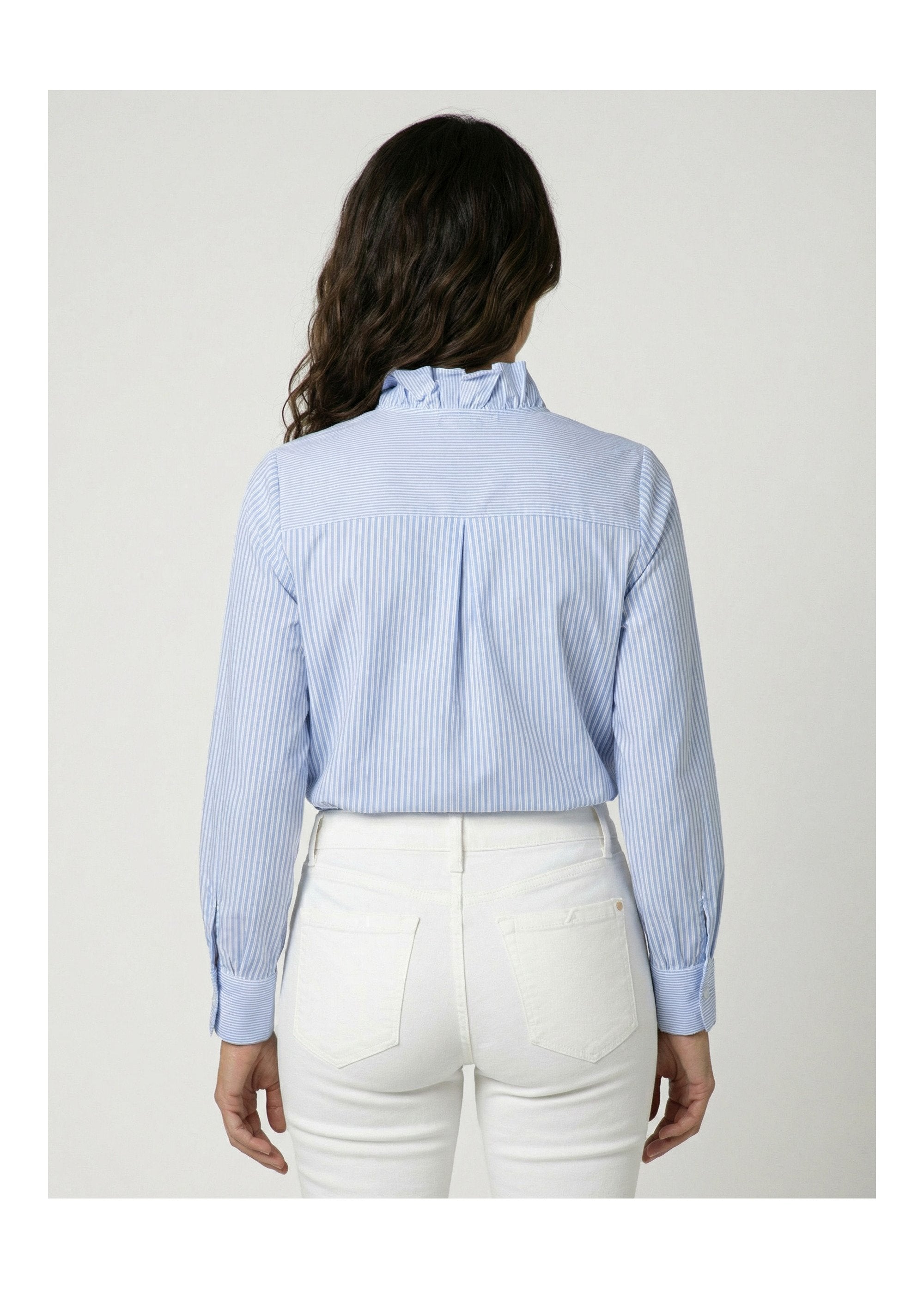 Blusa_plisada_de_rayas_con_cuello_alto_Rayas_azules_DO1_slim