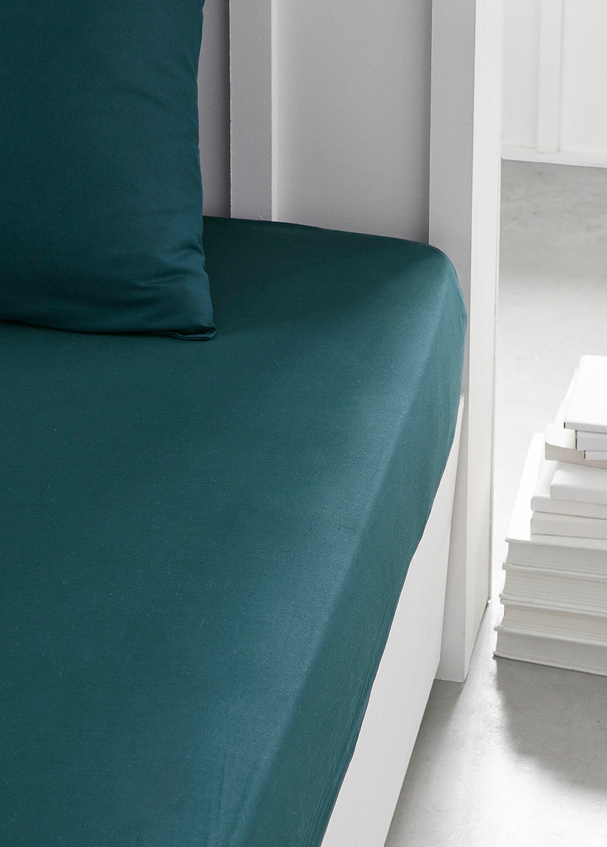 Sábana_bajera_de_algodón_lisa_Pavo_real_DE1_slim