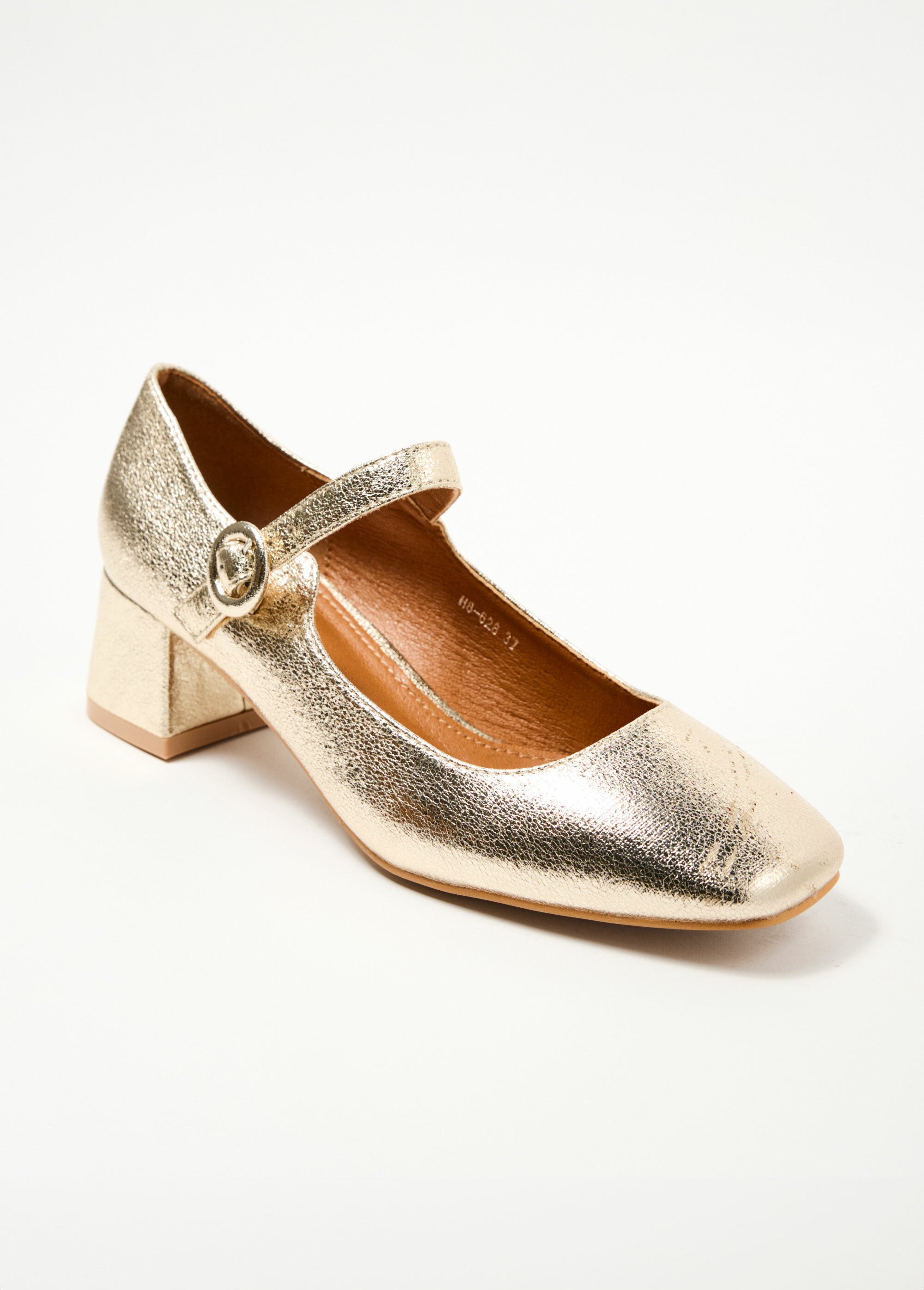 Zapatos_metalizados_con_tacón_estilo_bebé_Dorado_FA1_slim