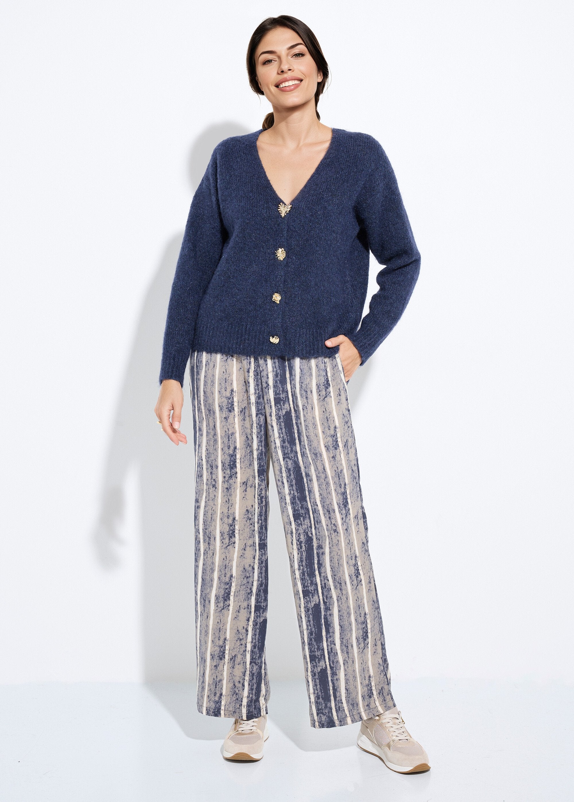 Chaleco_de_lana_cálido_con_botones_joya_Azul_SF1_slim