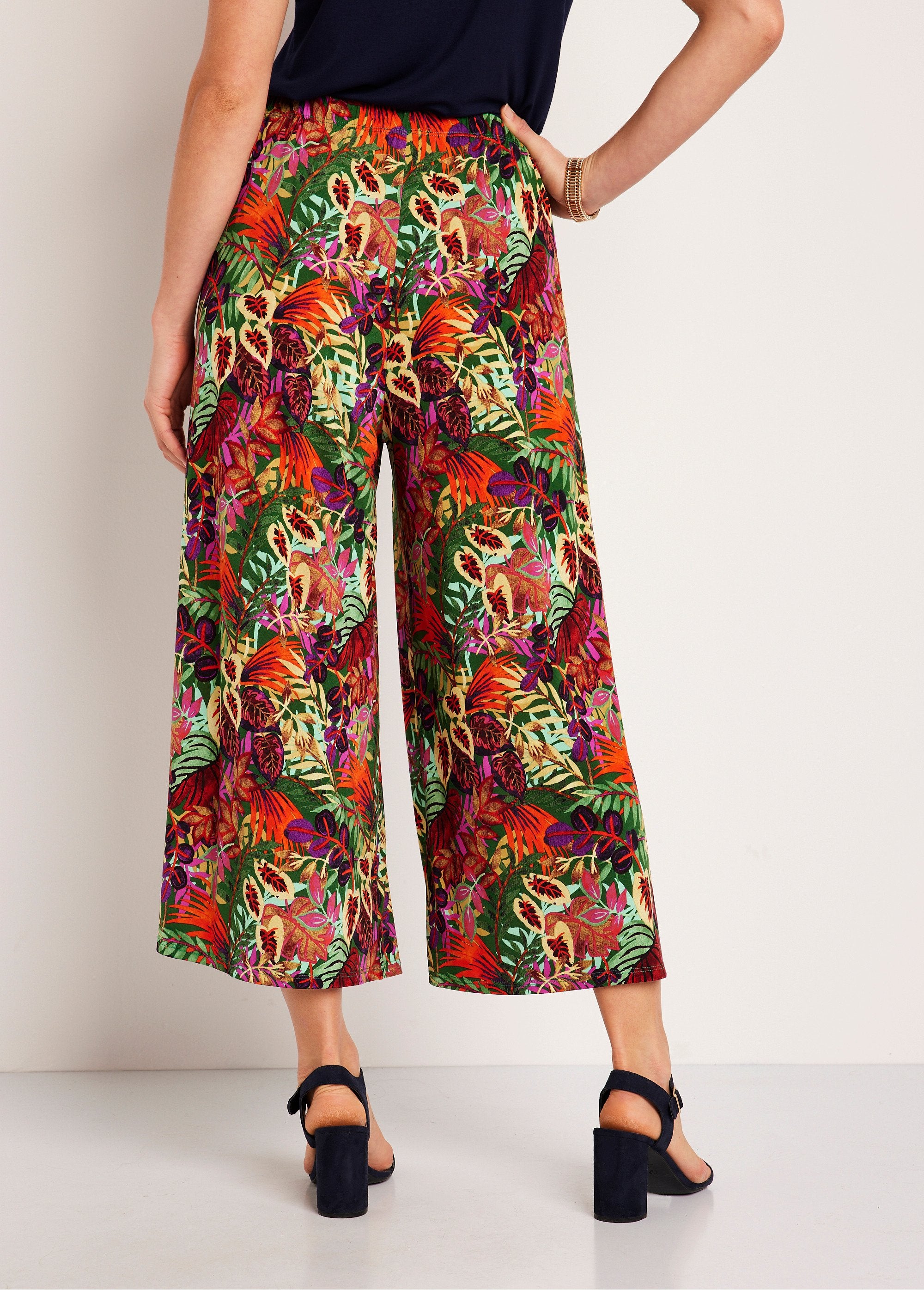 Culottes_holgados_con_cintura_elástica_Multicolor_DO1_slim