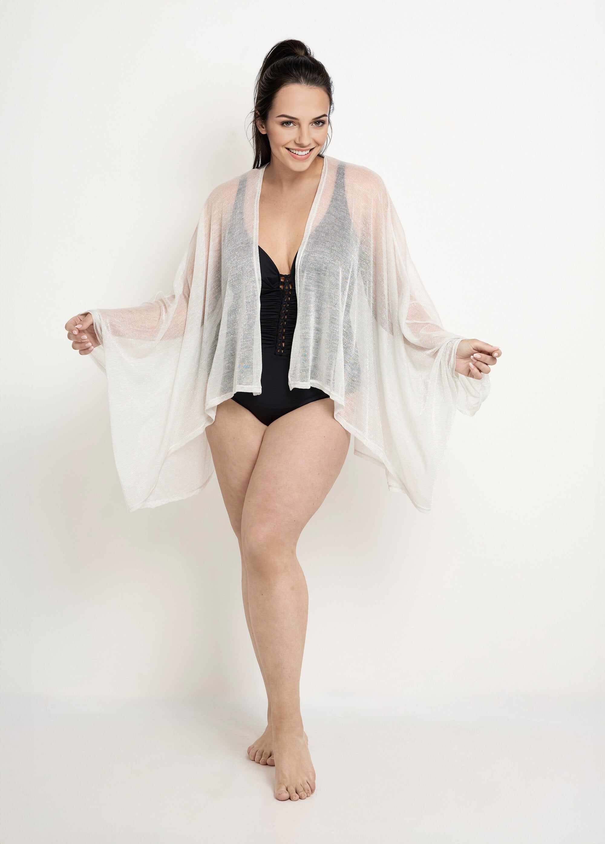 Kimono_de_playa_de_malla_metálica_Blanco,_Blanca_FA1_slim
