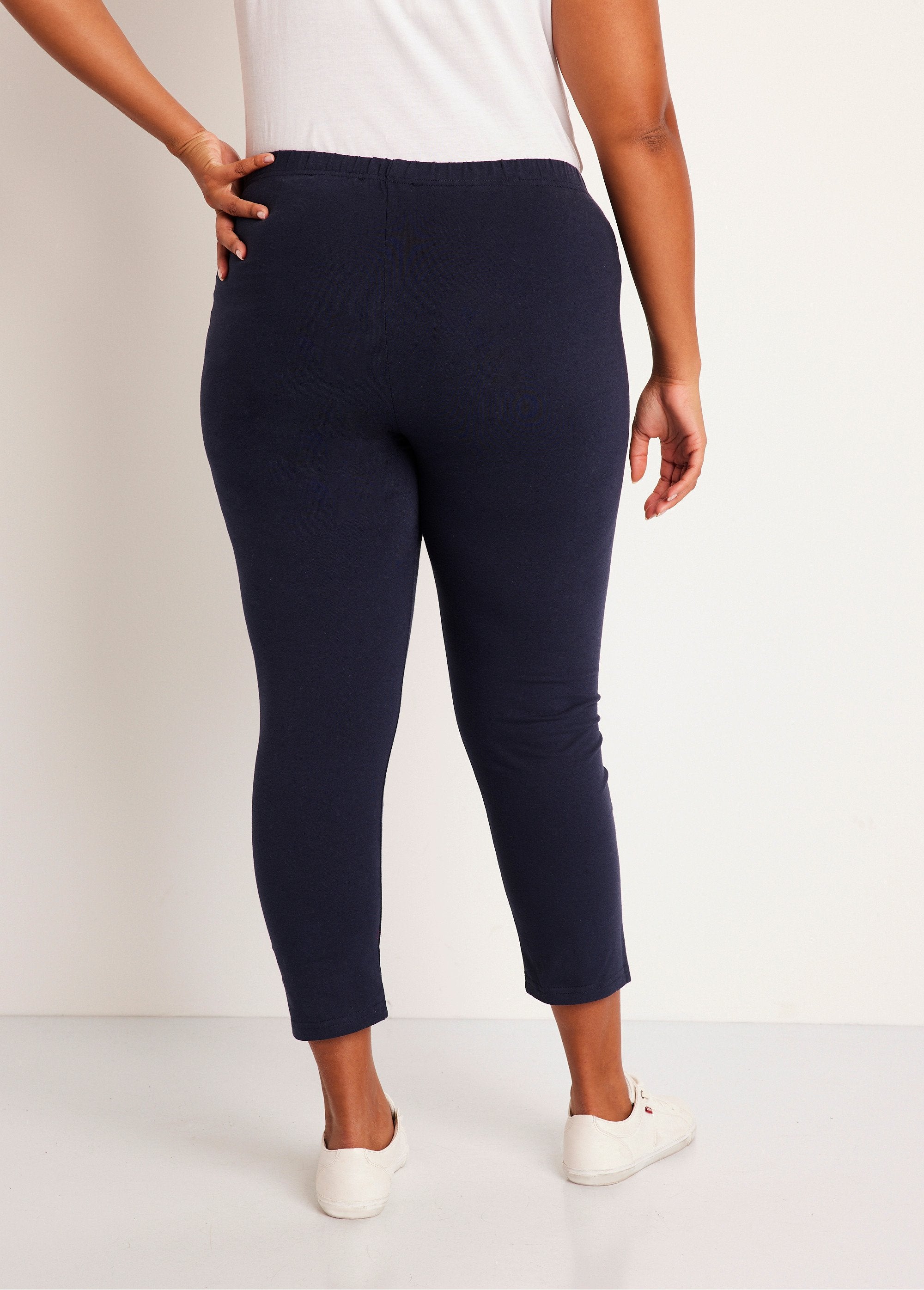 Legging_liso_corto_con_cinturilla_elástica_Marina_DO1_curvy