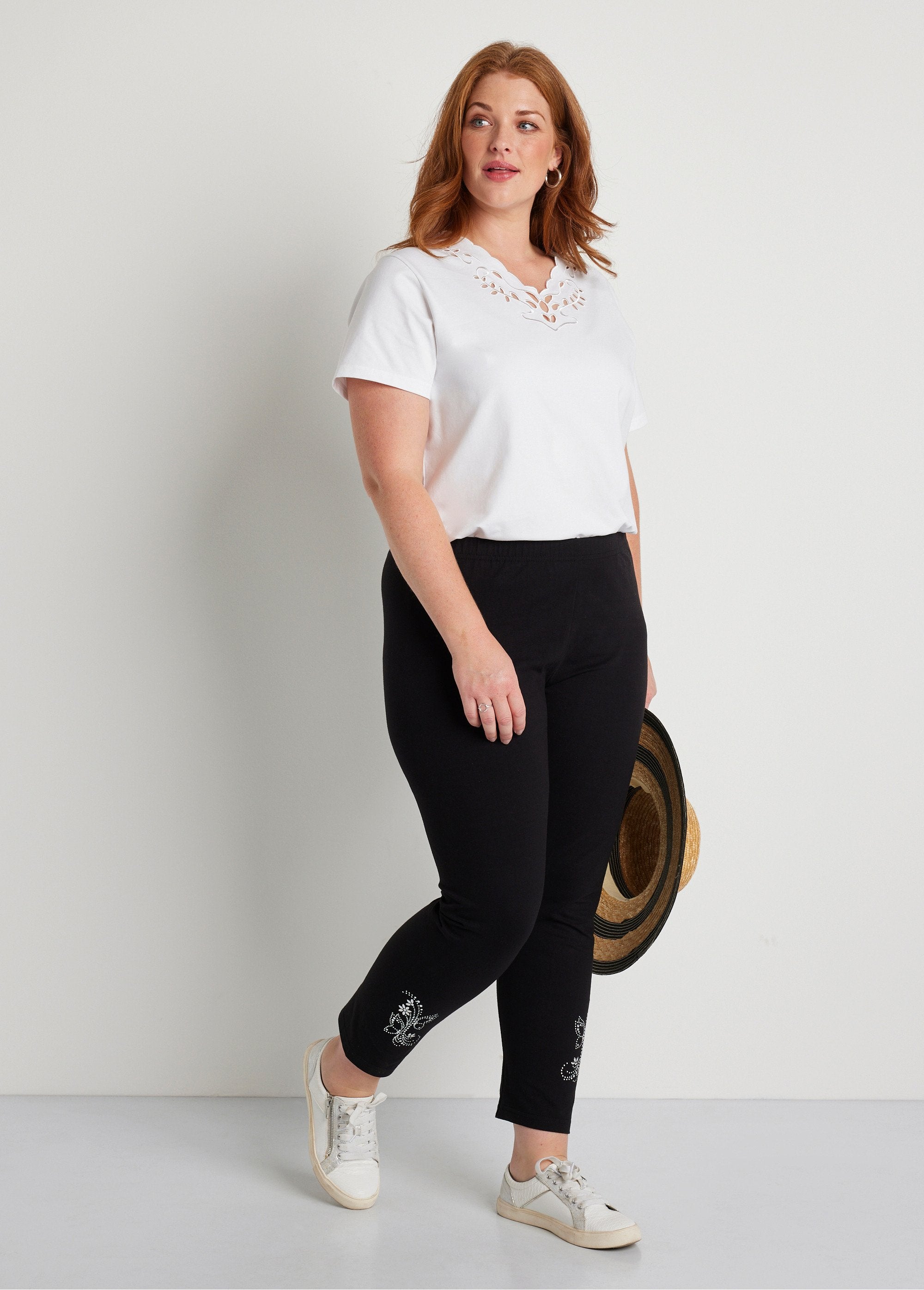 Legging_liso_corto_con_cinturilla_elástica_Negro_SF1_curvy