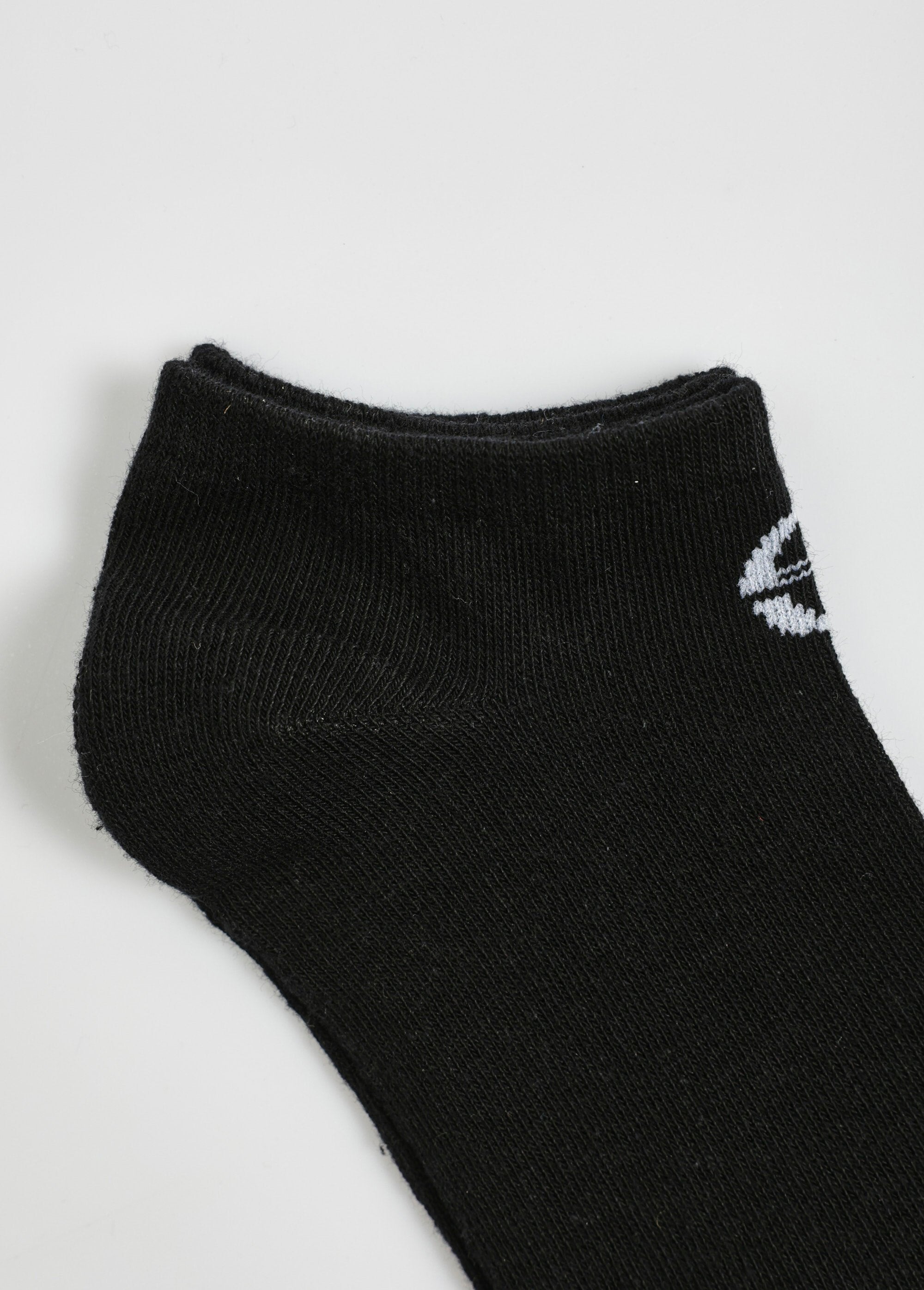 Pack_de_3_calcetines_cortos_con_logo_Negro_DE3_slim