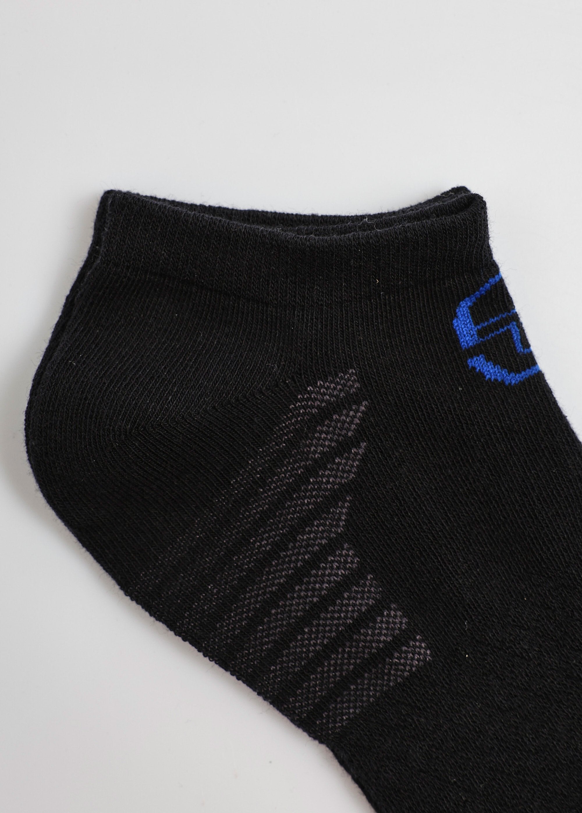 Pack_de_3_calcetines_pequeños_estampados_Gris_surtido_DE2_slim