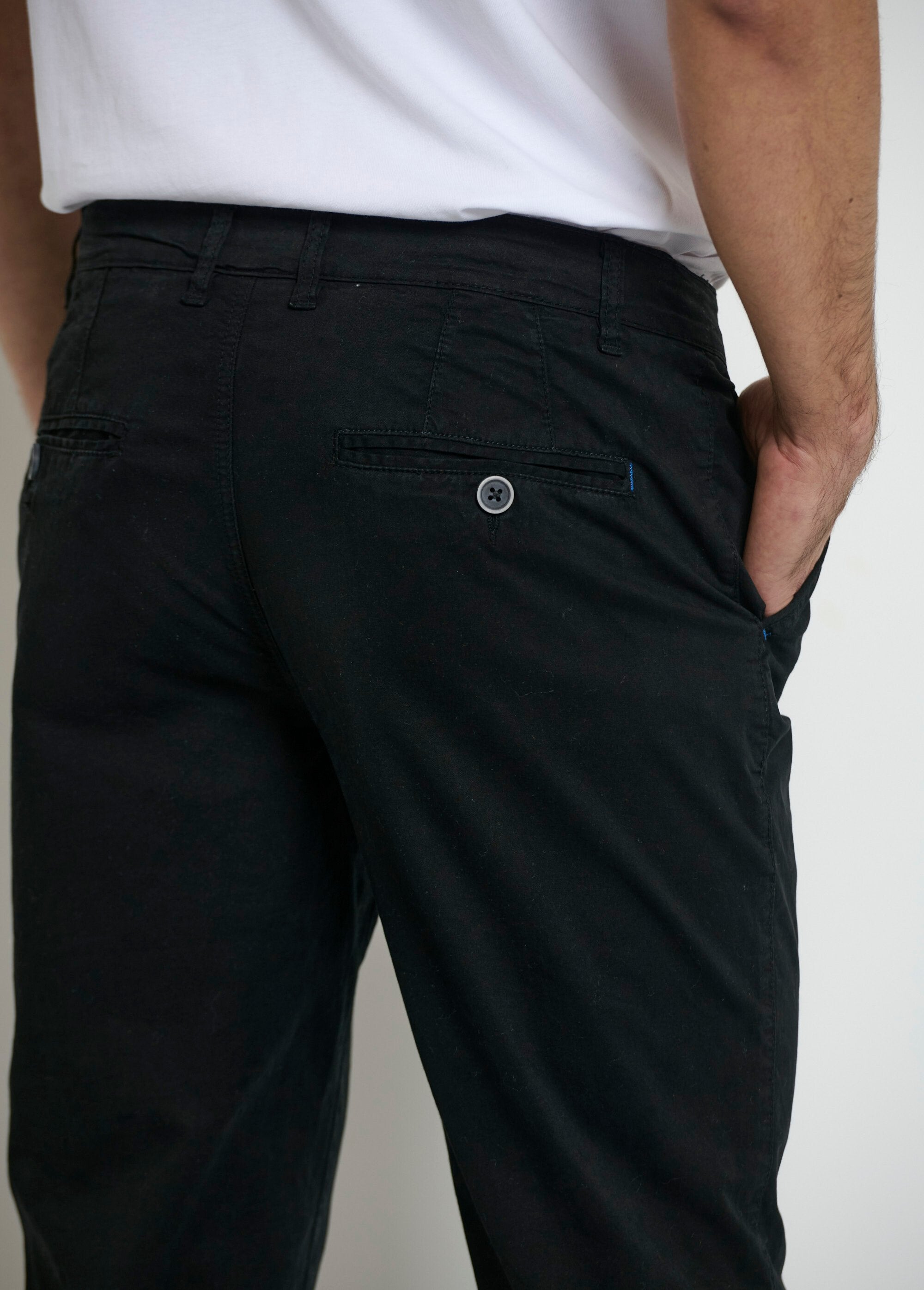 pantalones_chinos_de_hombre_Negro_DE1_slim