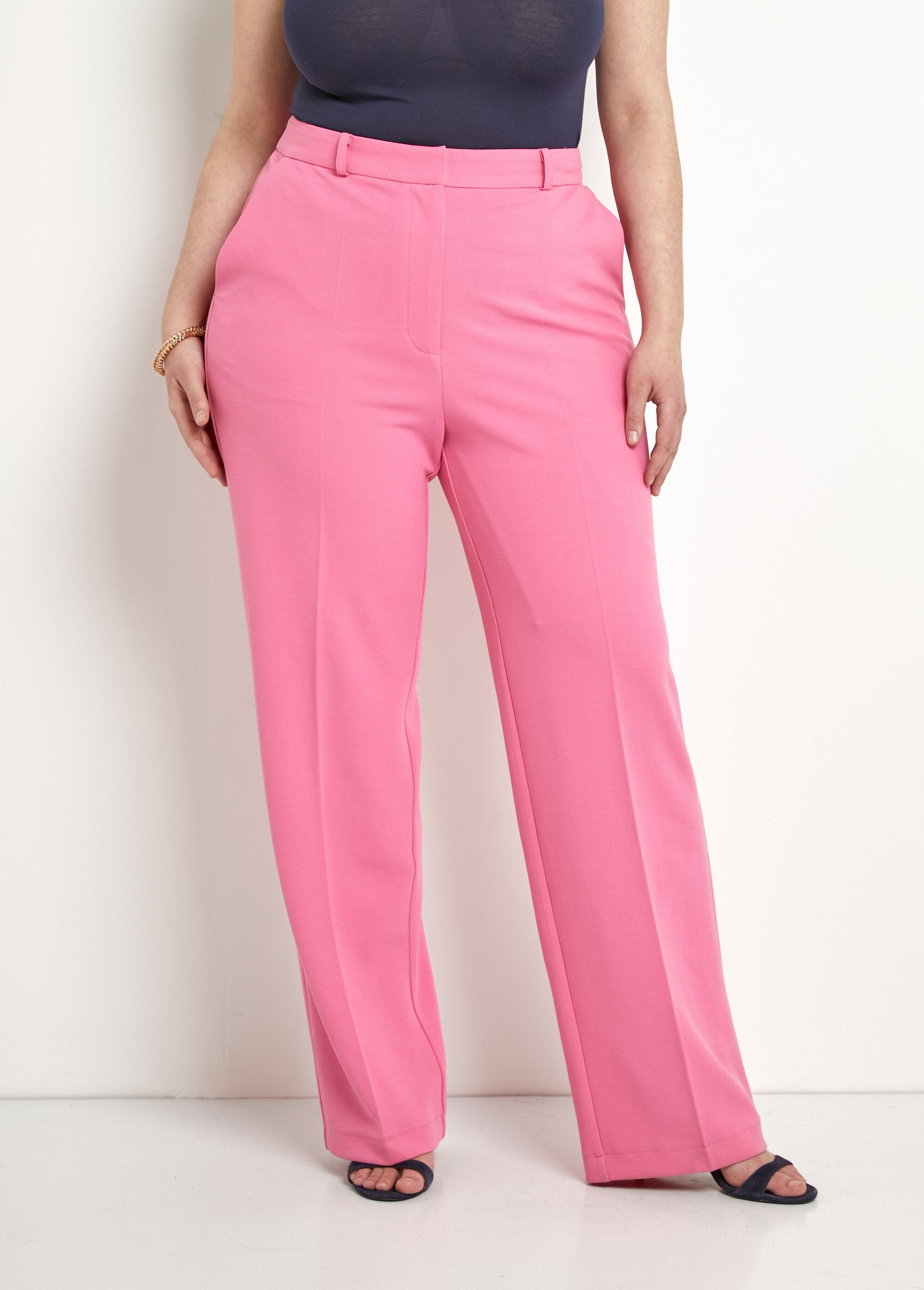 Pantalón_ancho_fluido_Rosa_FA1_curvy