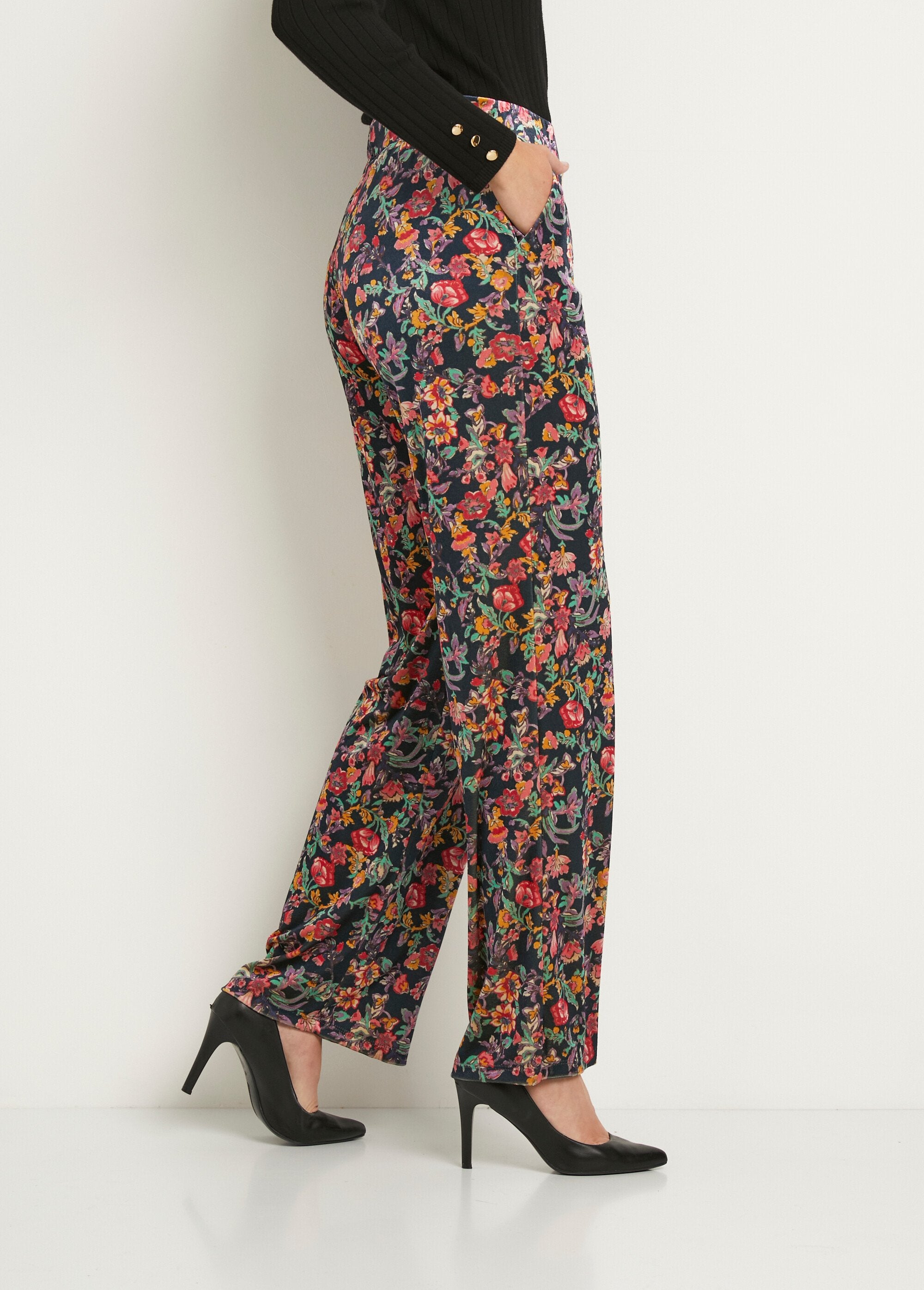 Pantalón_fluido_con_cintura_semielástica_en_terciopelo_floral_Marine_et_rose_DR1_slim