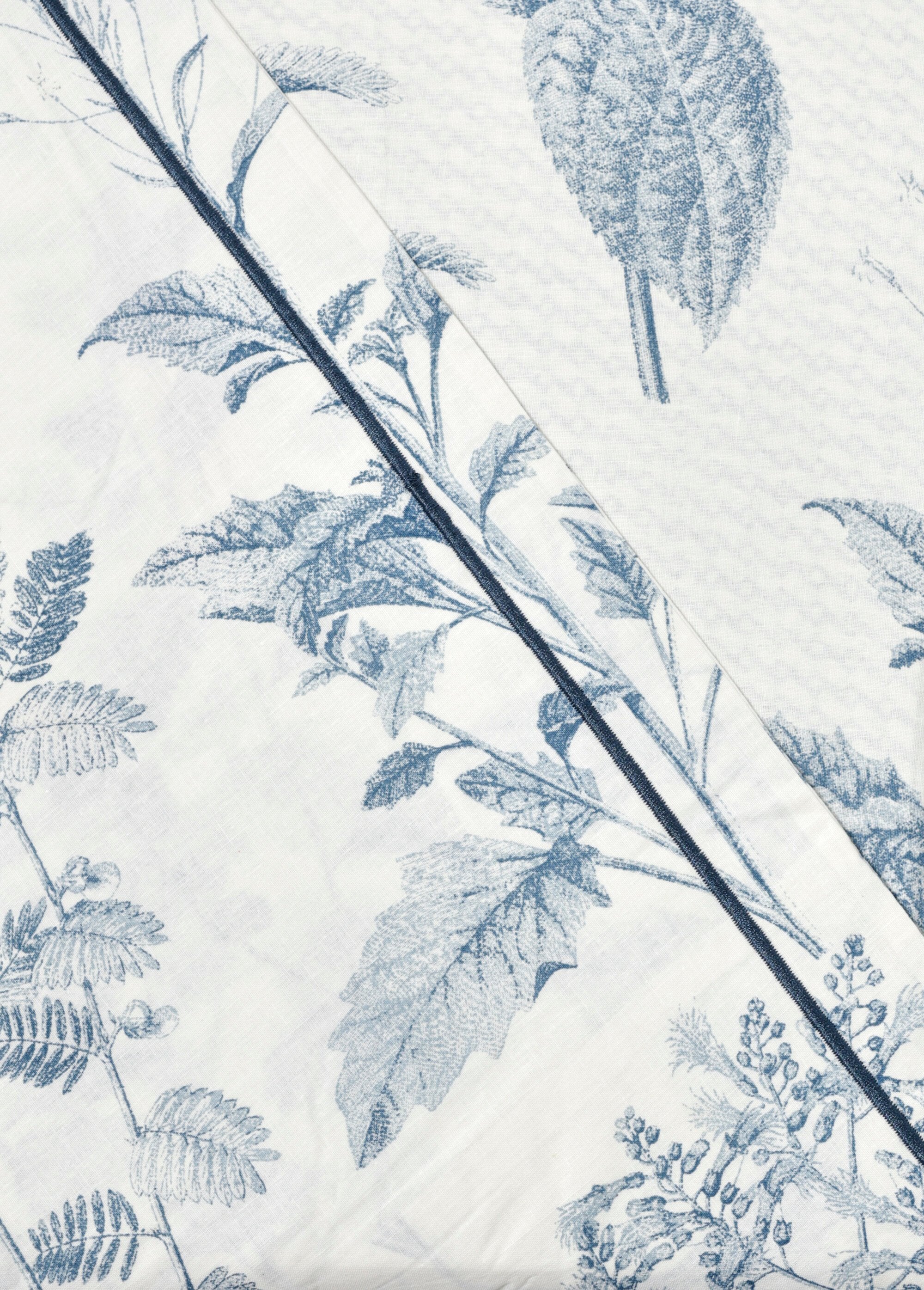 Parure_de_lit_3_pièces_avec_housse_de_couette,_bucolique_Blanc_DE2_slim