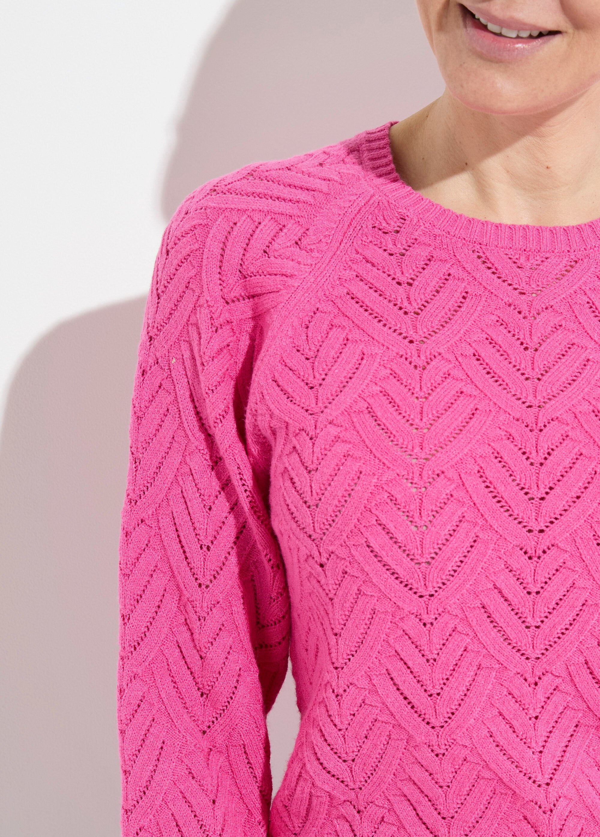 Suéter_corto_suave_de_cuello_redondo_con_patrón_calado_Rosa_DE1_slim