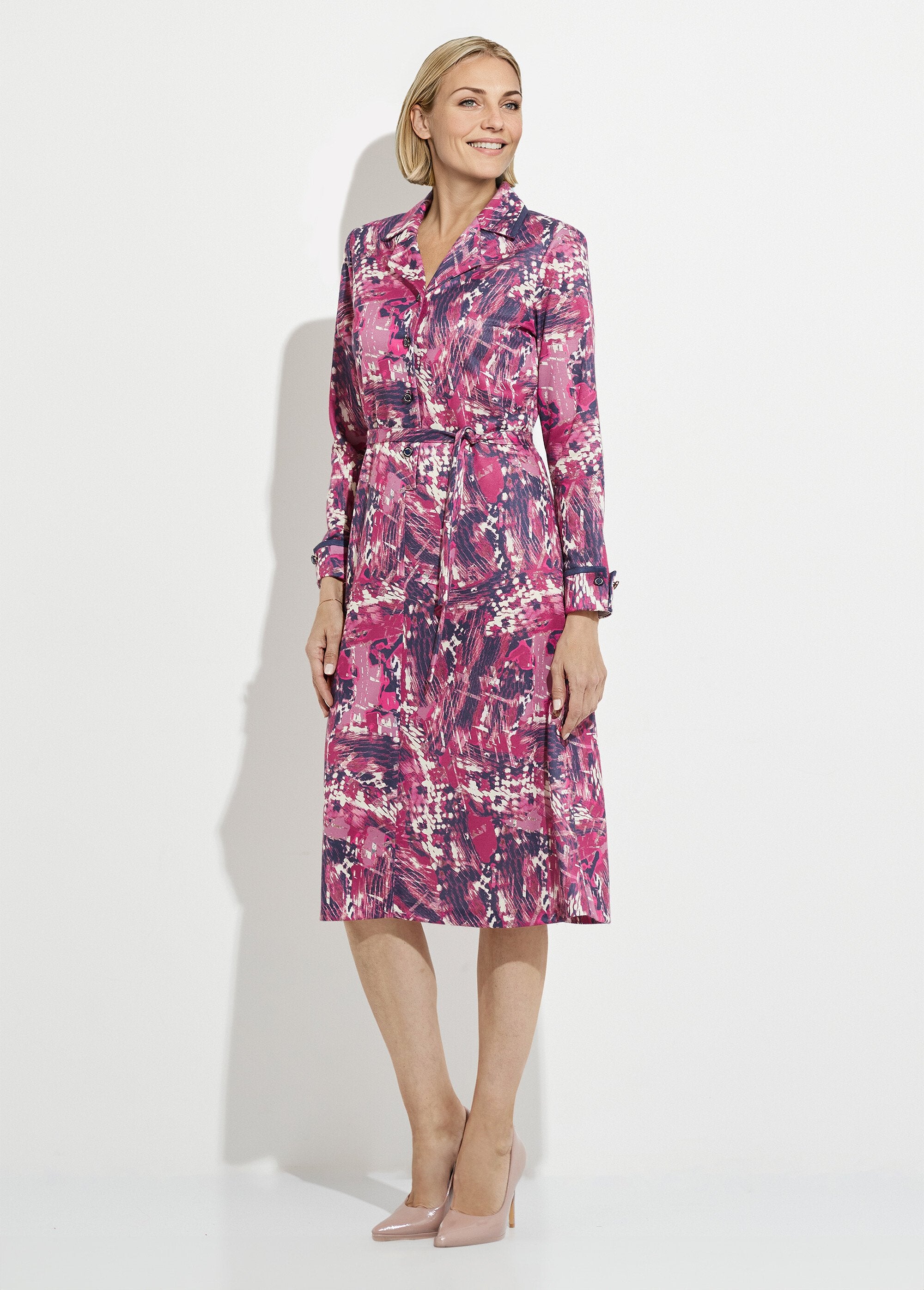 Robe_boutonnée_col_tailleur_mi_longue_imprimée_Rose_et_marine_FA1_slim