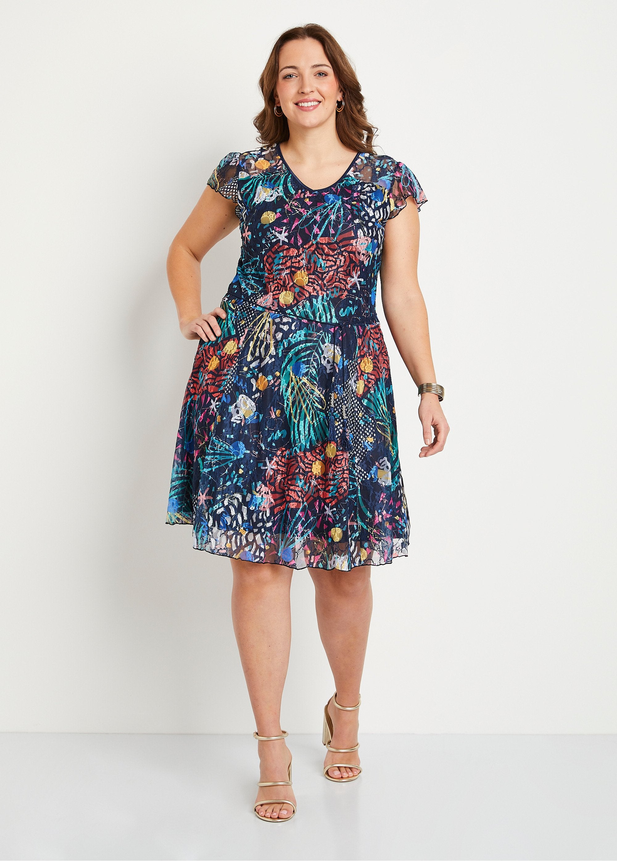 Vestido_corto_de_encaje_estampado_Multicolor_FA1_curvy