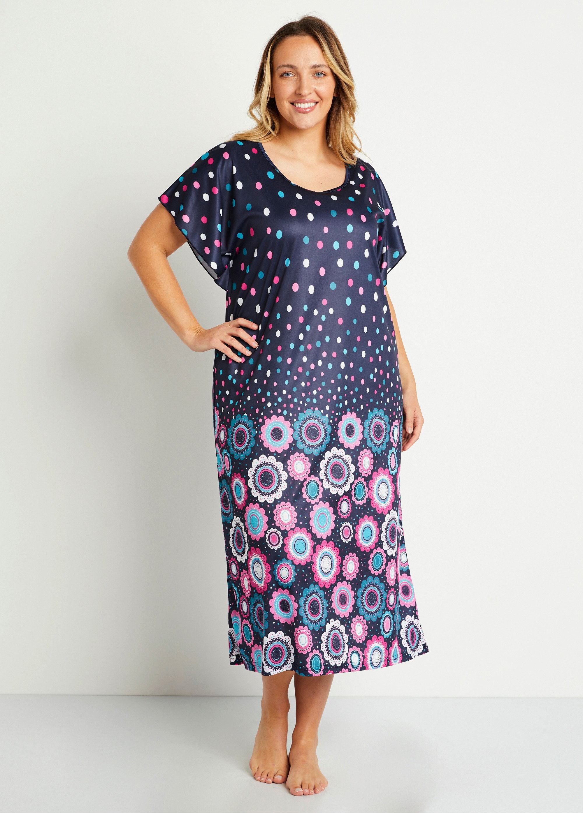 Vestido_de_azafata_raso_antiestático_floral_Impreso_FA1_curvy