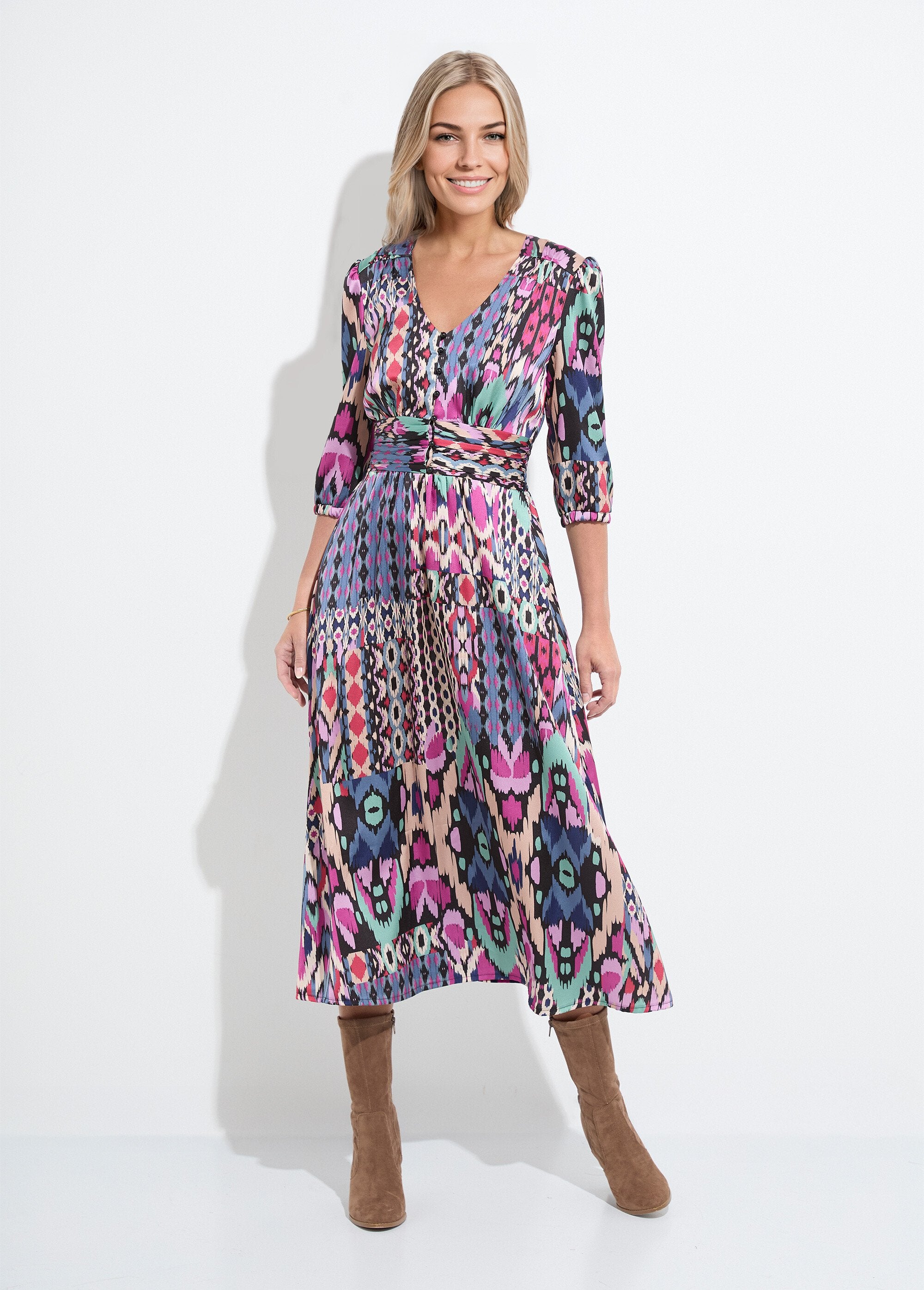 Vestido_largo_de_satén_con_estampado_étnico_y_mangas_3/4_Multicolor_FA1_slim