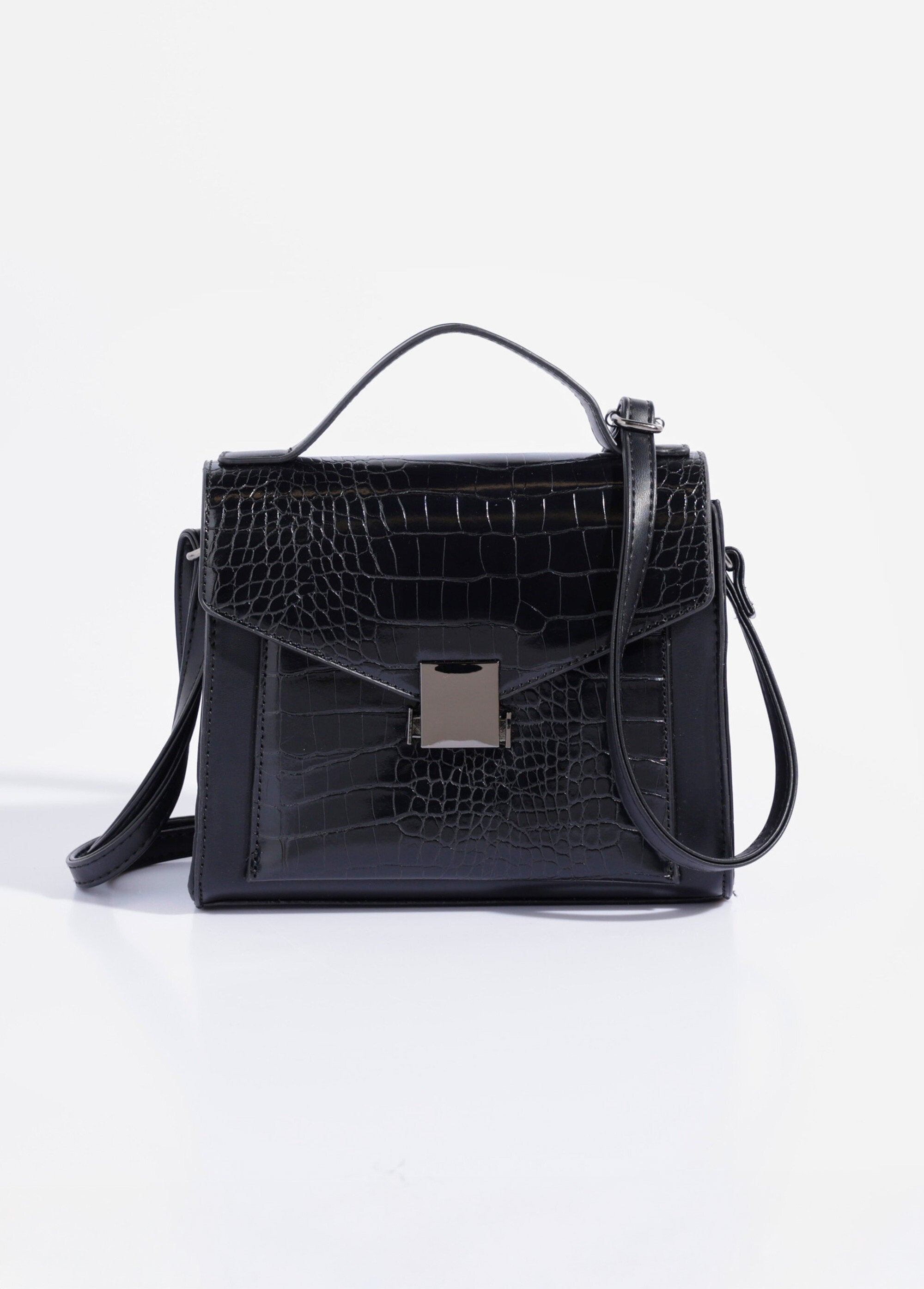 Bolso_de_mano_con_aspecto_de_reptil,_asa_corta_Negro_FA1_slim