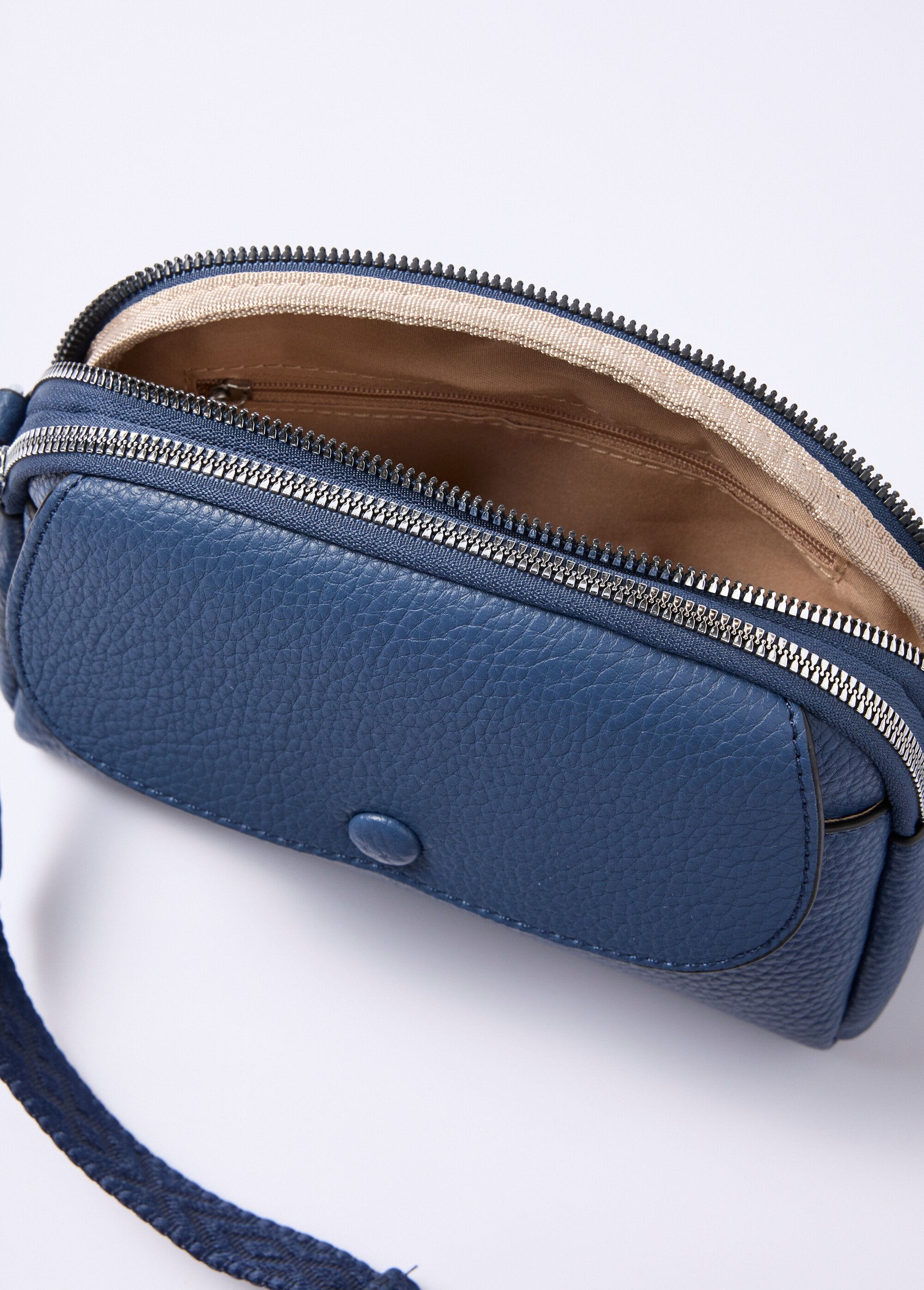 Bolso_de_piel_sintética_granulada_con_bandolera_Azul_DE1_slim