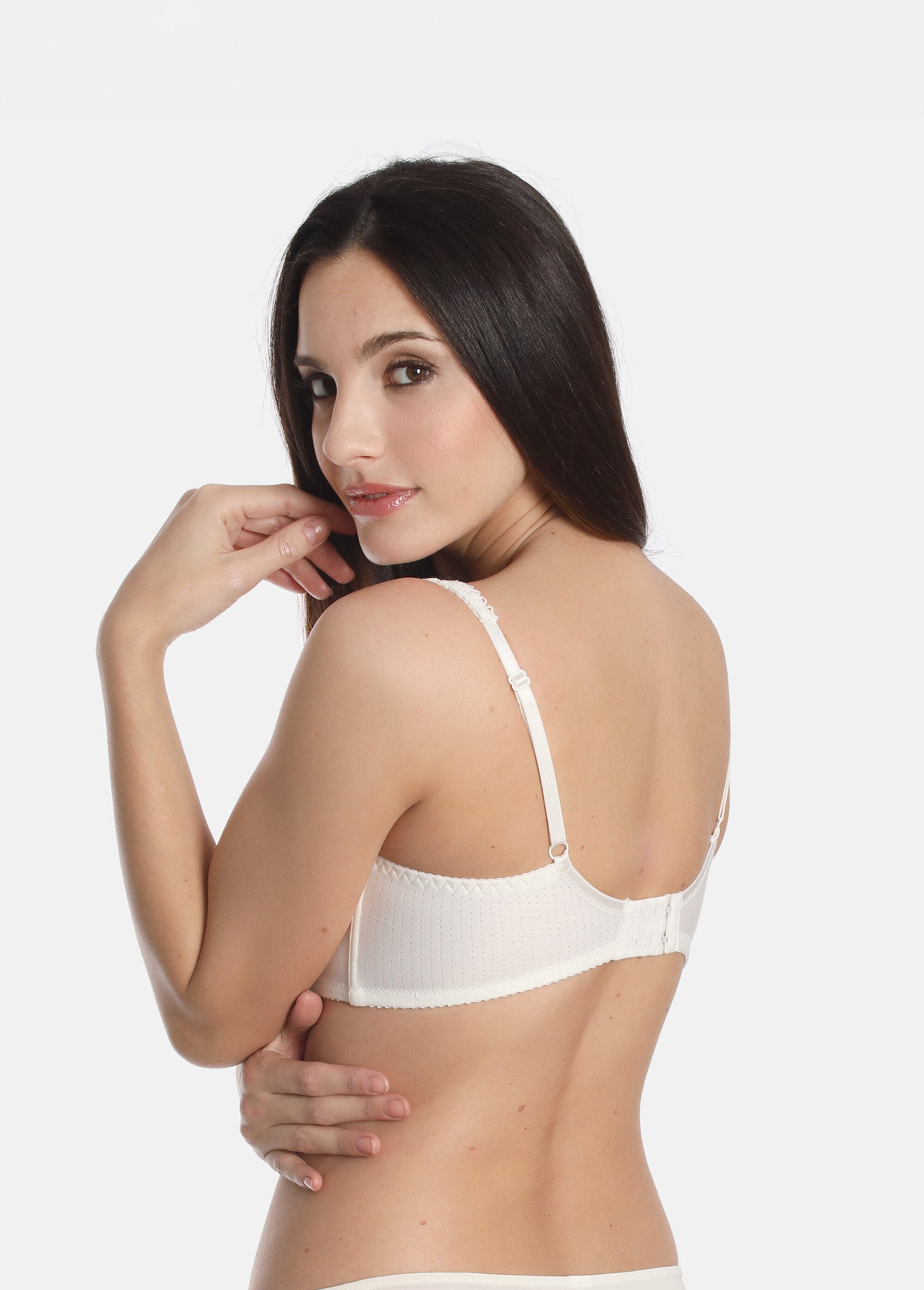 Sassa_Mode®_-_Soutien-gorge_dentelle_sans_armatures_Ivoire_DO1_slim